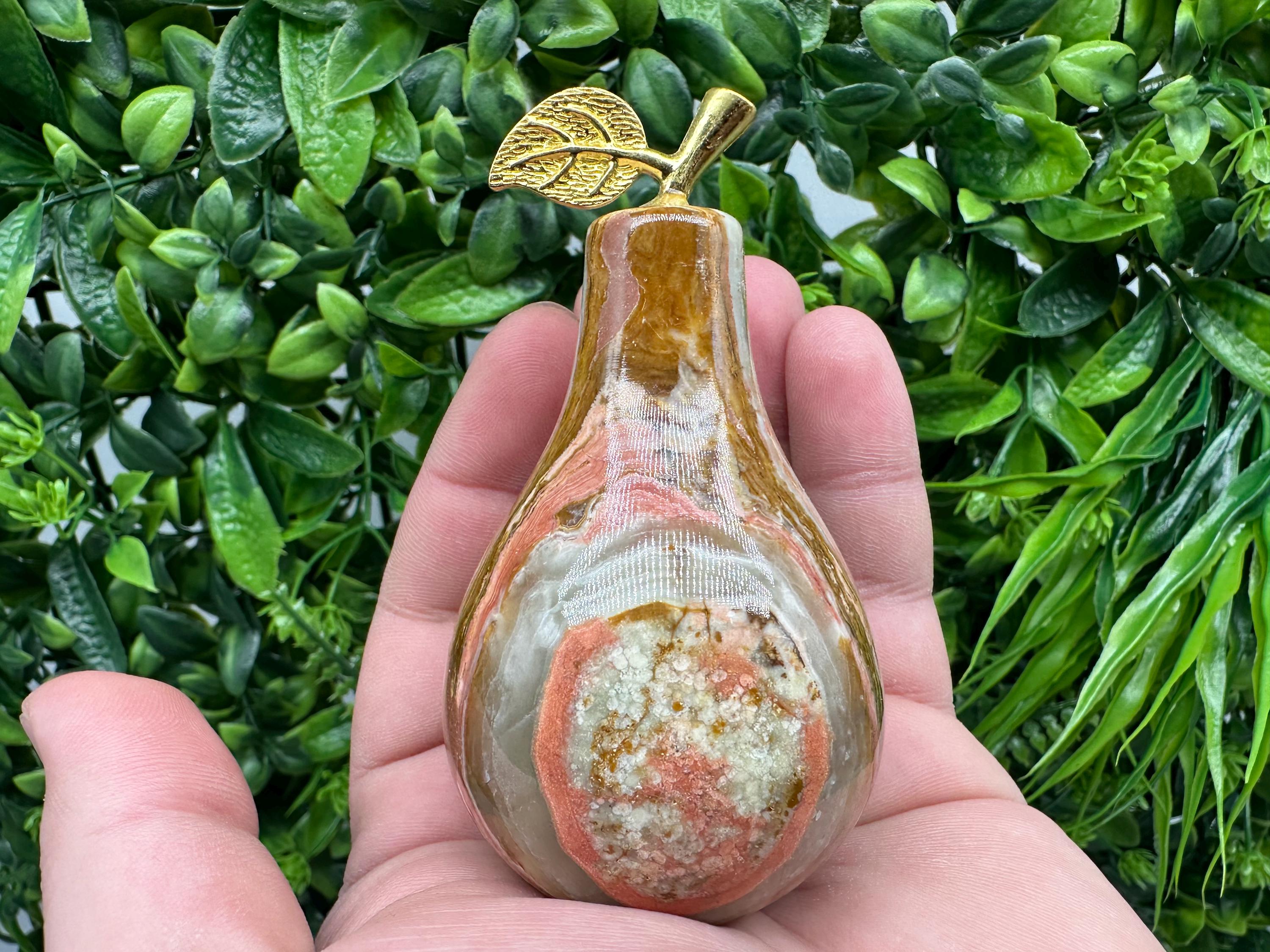 Handcrafted Marbled Onyx Pear Sculpture: Natural Stone Decor