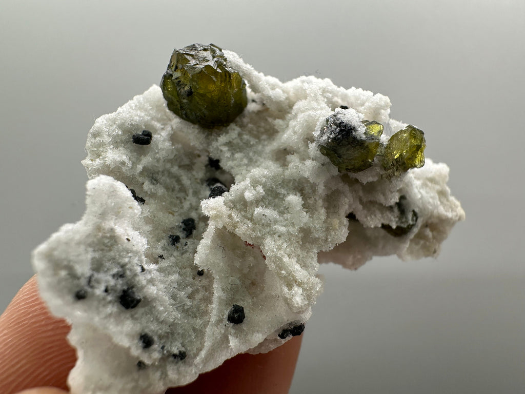 Green Cleiophane Sphalerite Gem: Natural Crystal Mineral Souvenir
