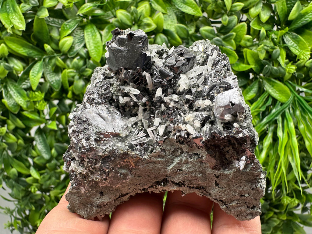 Lovely specimen Green Quartz inclusions Chlorite and Sphalerite/ Natural minerals/ Souvenir crystal gift minerals famous 9th September/Madan