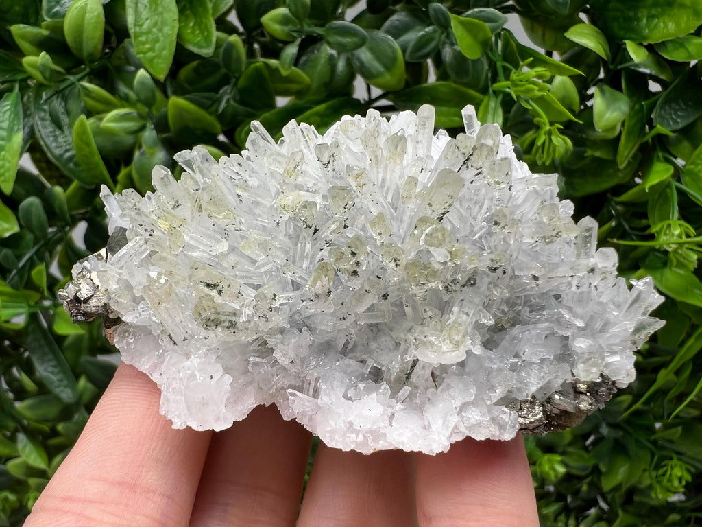 Lovely specimen Green Quartz inclusions Chlorite and Sphalerite/ Natural minerals/ Souvenir crystal gift minerals famous 9th September/Madan