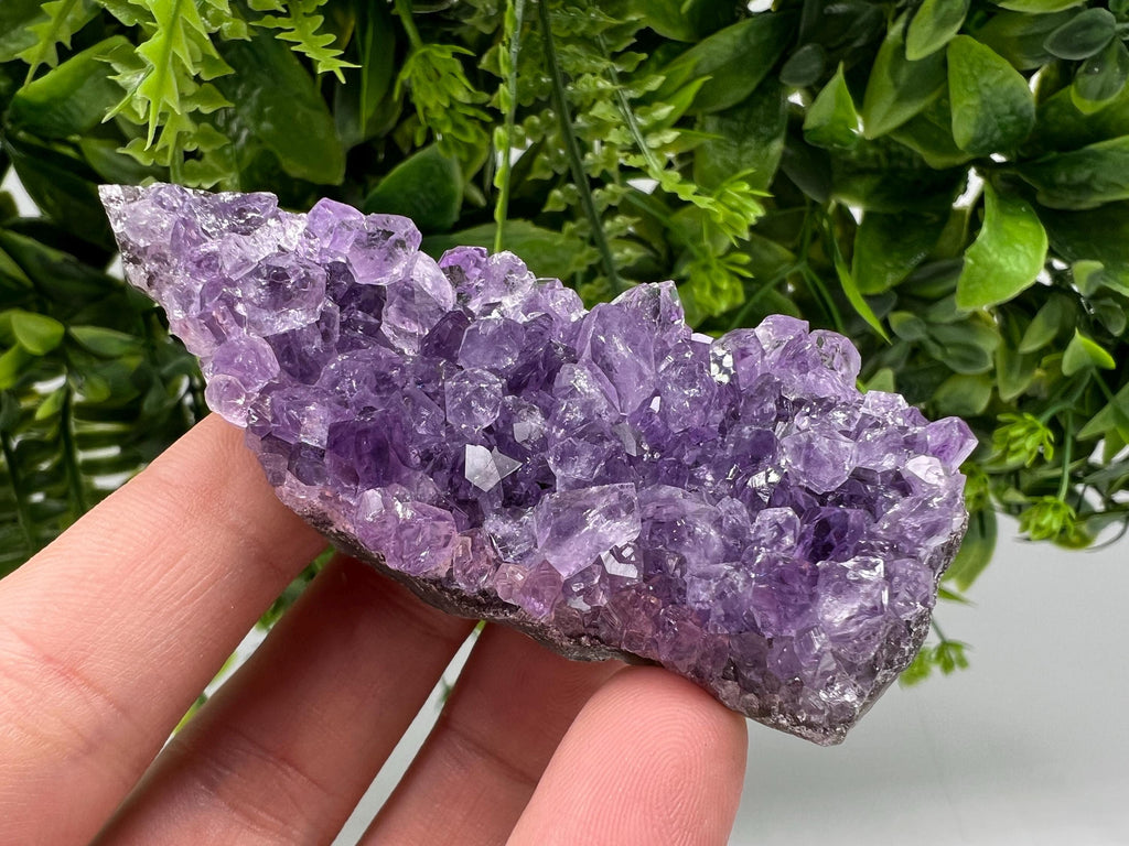 Stunning,Purple Amethyst from Uruguay,Natural Amethyst,Purple crystal,Pyrple Quartz,Crystal from Uruguay,Home decor,Energy crystal,Phantoms