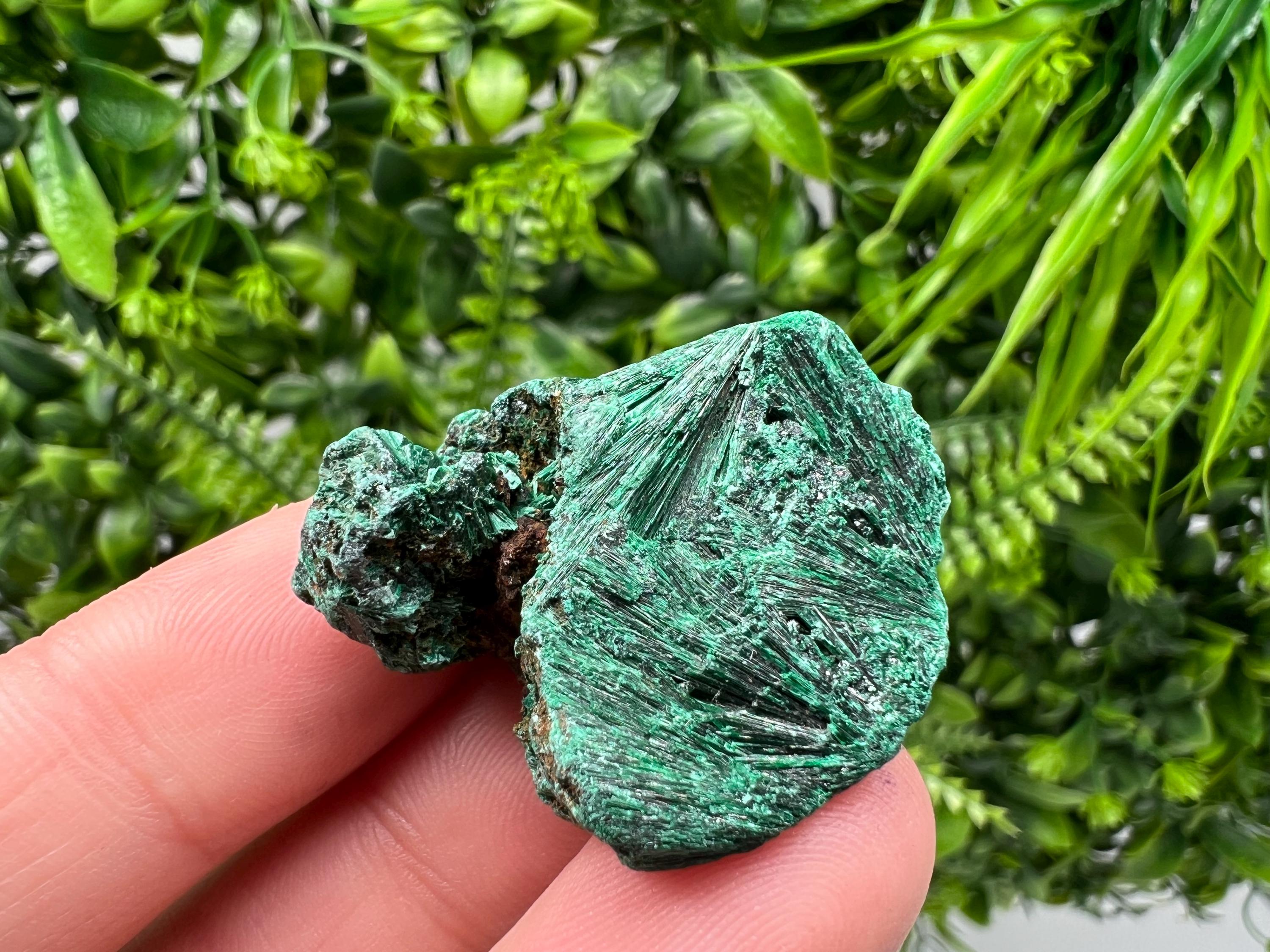 Malachite Crystal from Congo,Minerals,Crystals from Congo,Green Malachite, Malachite,Natural Malachite,Malachite Stone,Chakra, Specimens