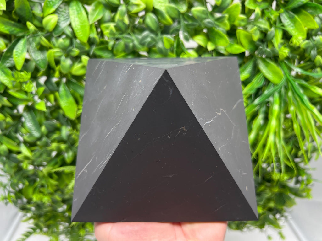 15cm Shungite Pyramid: EMF & 5G Protection Crystal