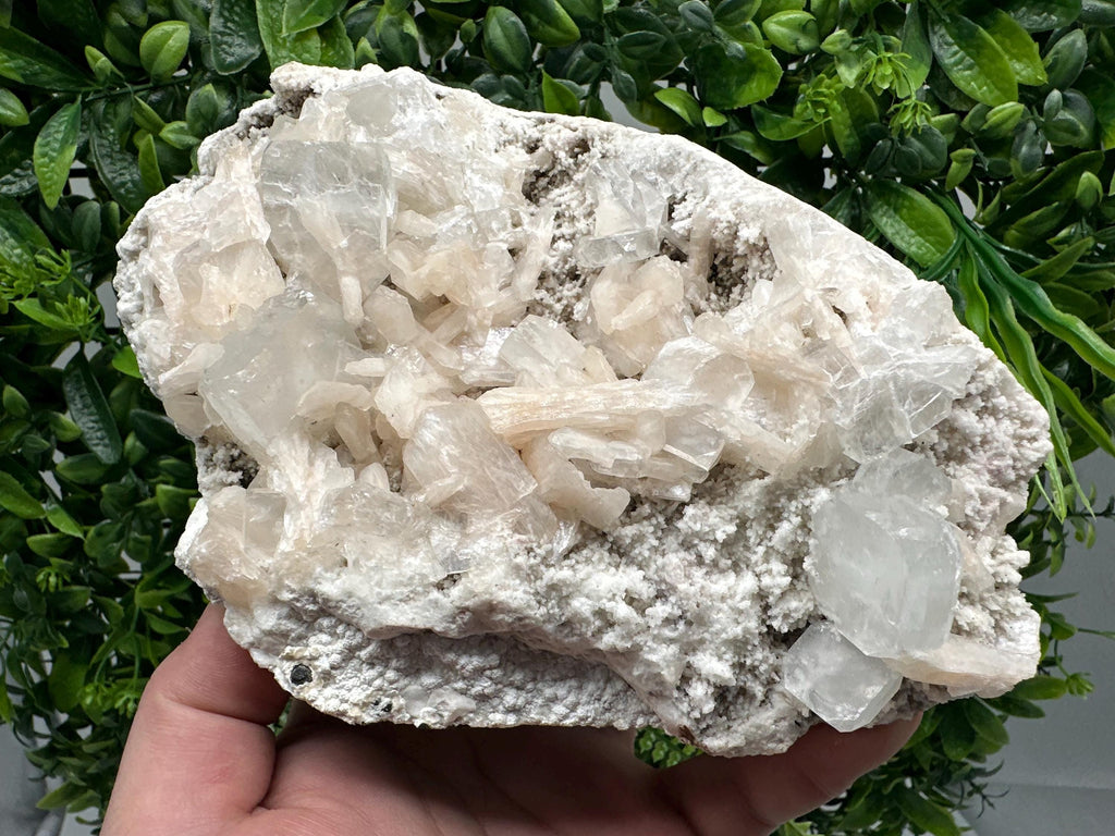 STUNNING Transparent Apophyllite on Chalcedony,natural, collection minerals specimen,India Minerals,Crystal, Stone Mineral Specimens India