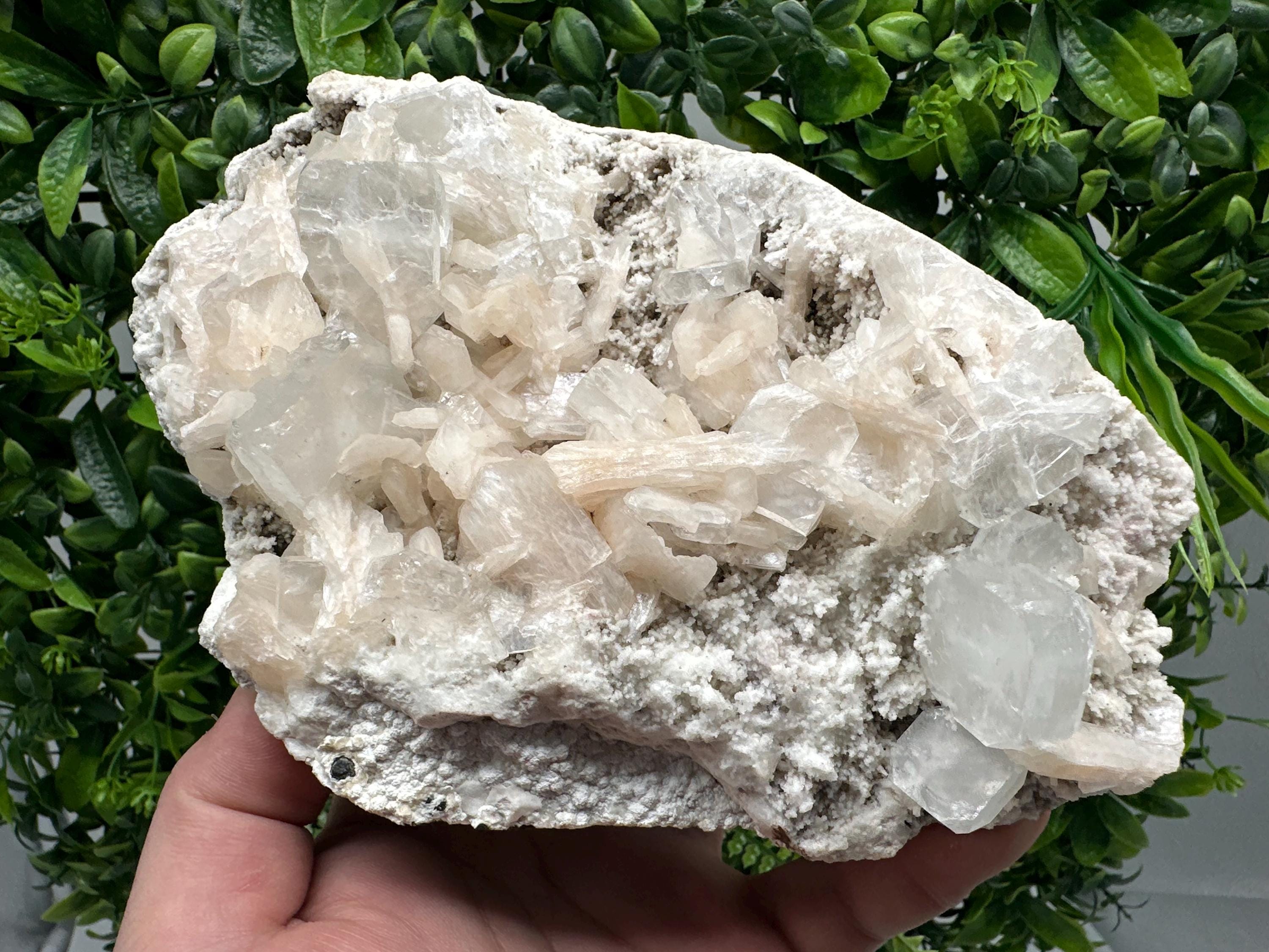 STUNNING Transparent Apophyllite on Chalcedony,natural, collection minerals specimen,India Minerals,Crystal, Stone Mineral Specimens India