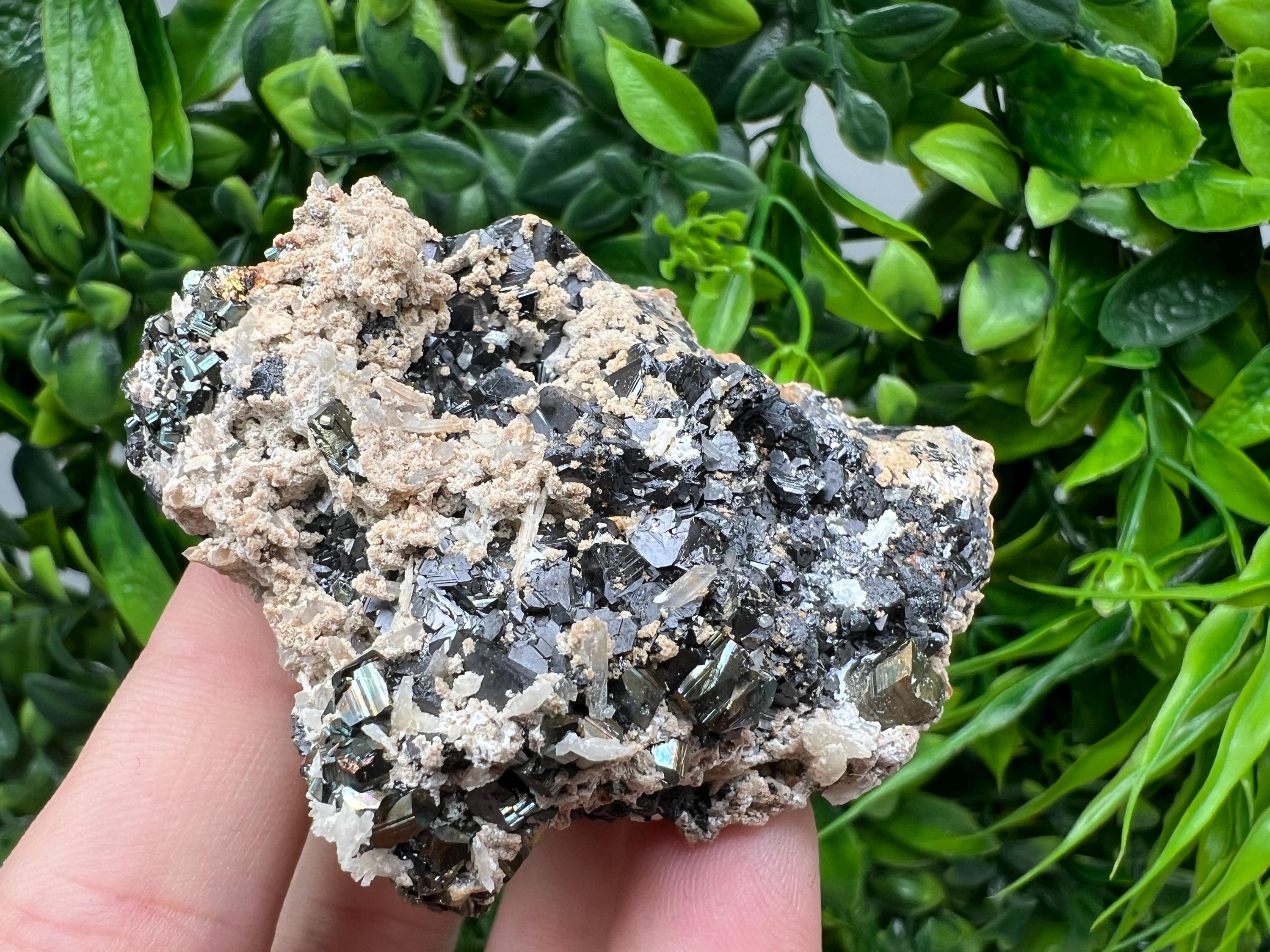Stunning Quartz whit Siderite,Sphalerite,Hematite from 9th September mine,natural,collectible mineral specimen,home decor stone,gift,crystal