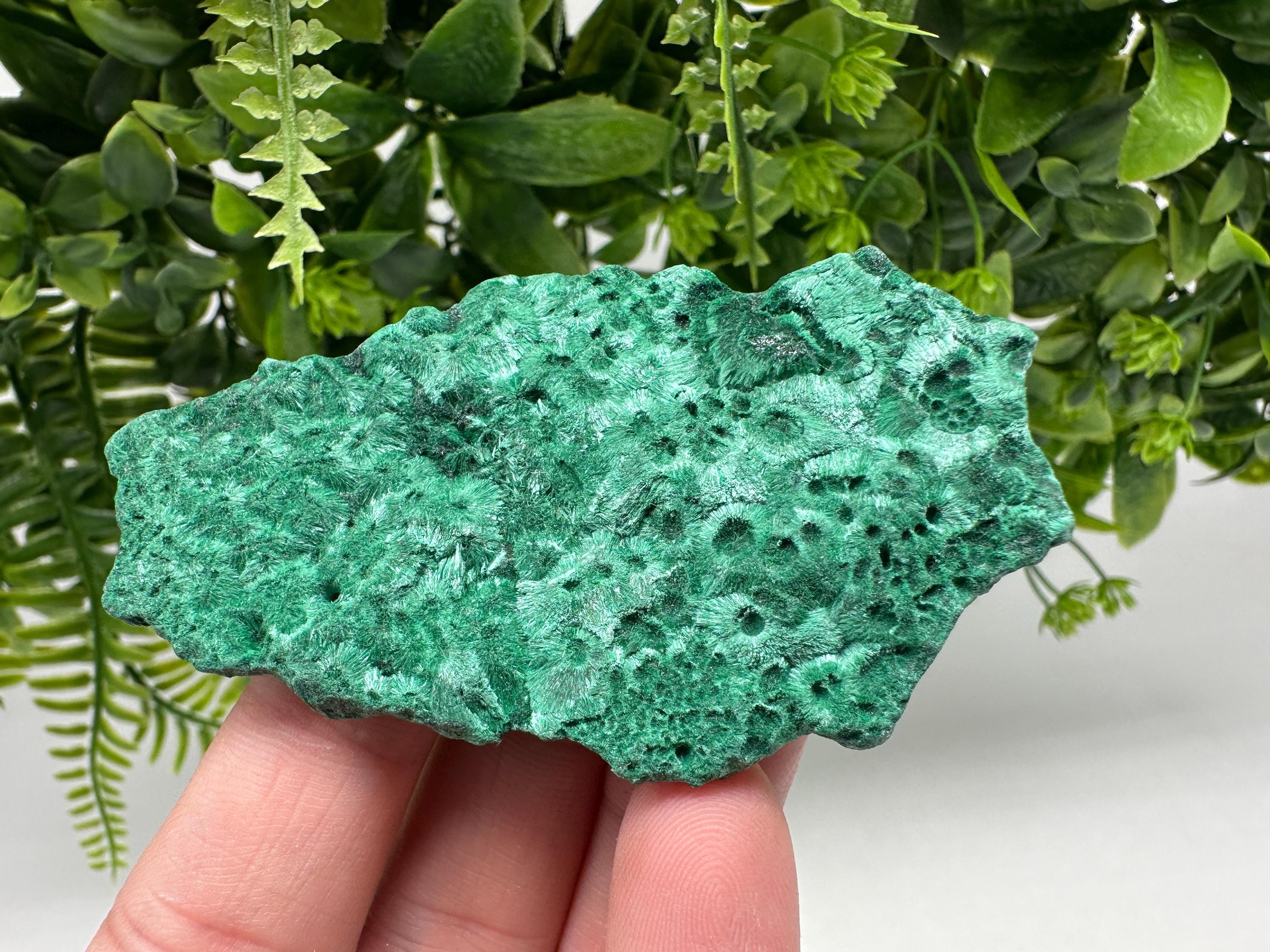 Polished Green Malachite Crystal from Congo, Natural Mineral Specimen, Chakra Stone