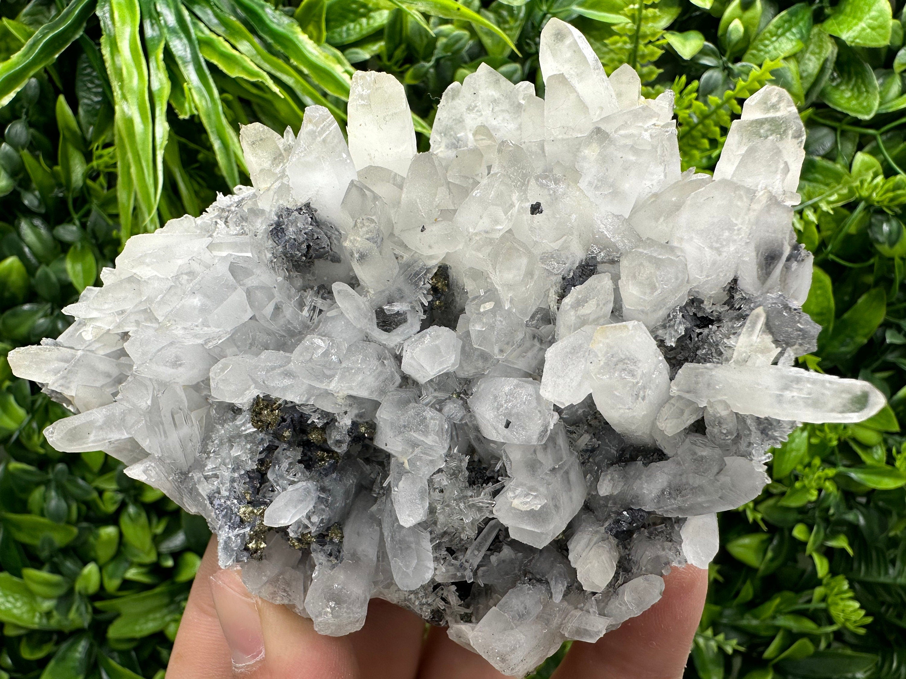 Milky Quartz Crystal Cluster, Natural Minerals, Home Decor Stone