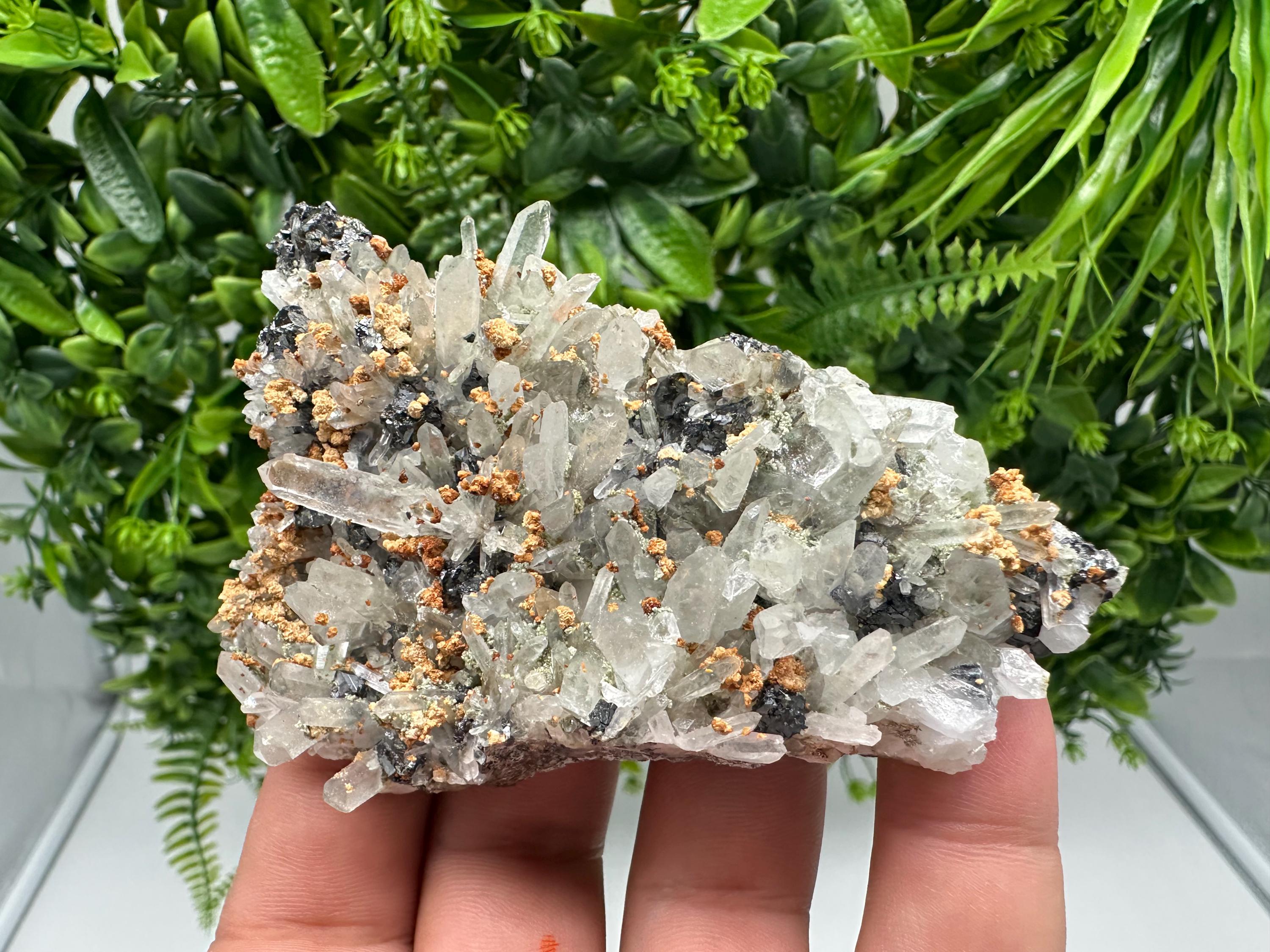 Stunning Quartz whit Sphalerite,Hematite,Iron oxide from 9th September mine,natural,collectible mineral specimen,home decor stone,gift,cryst