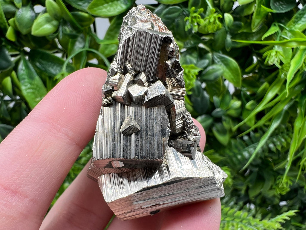 Wonderful Pyrite,floating Pyrite,rare Crystals natural minerals souvenir Crystal,collection stone,rare minerals,home decor,Borieva Bulgaria