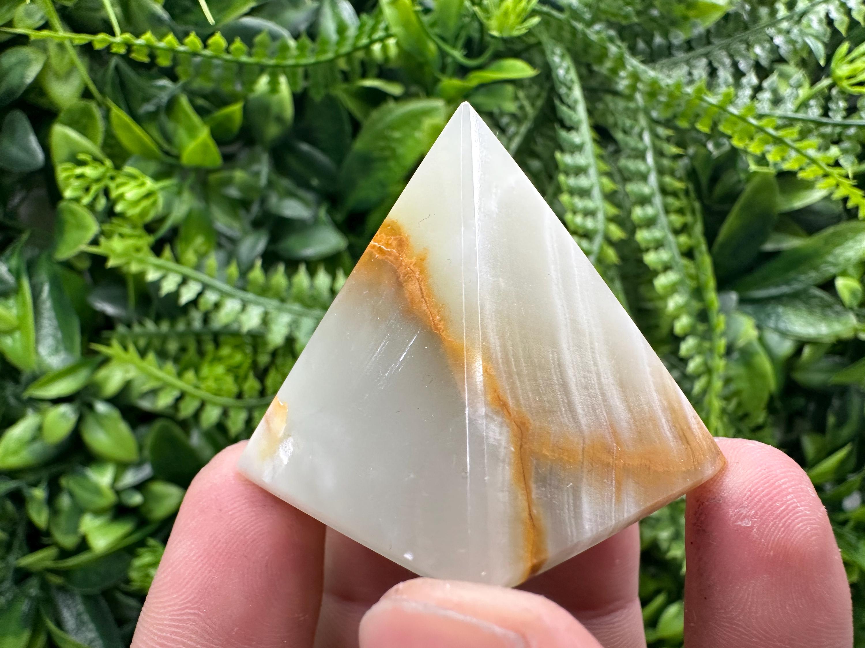 Green Marble Onyx Crystal Pyramid: Healing Stone (3.5cm)