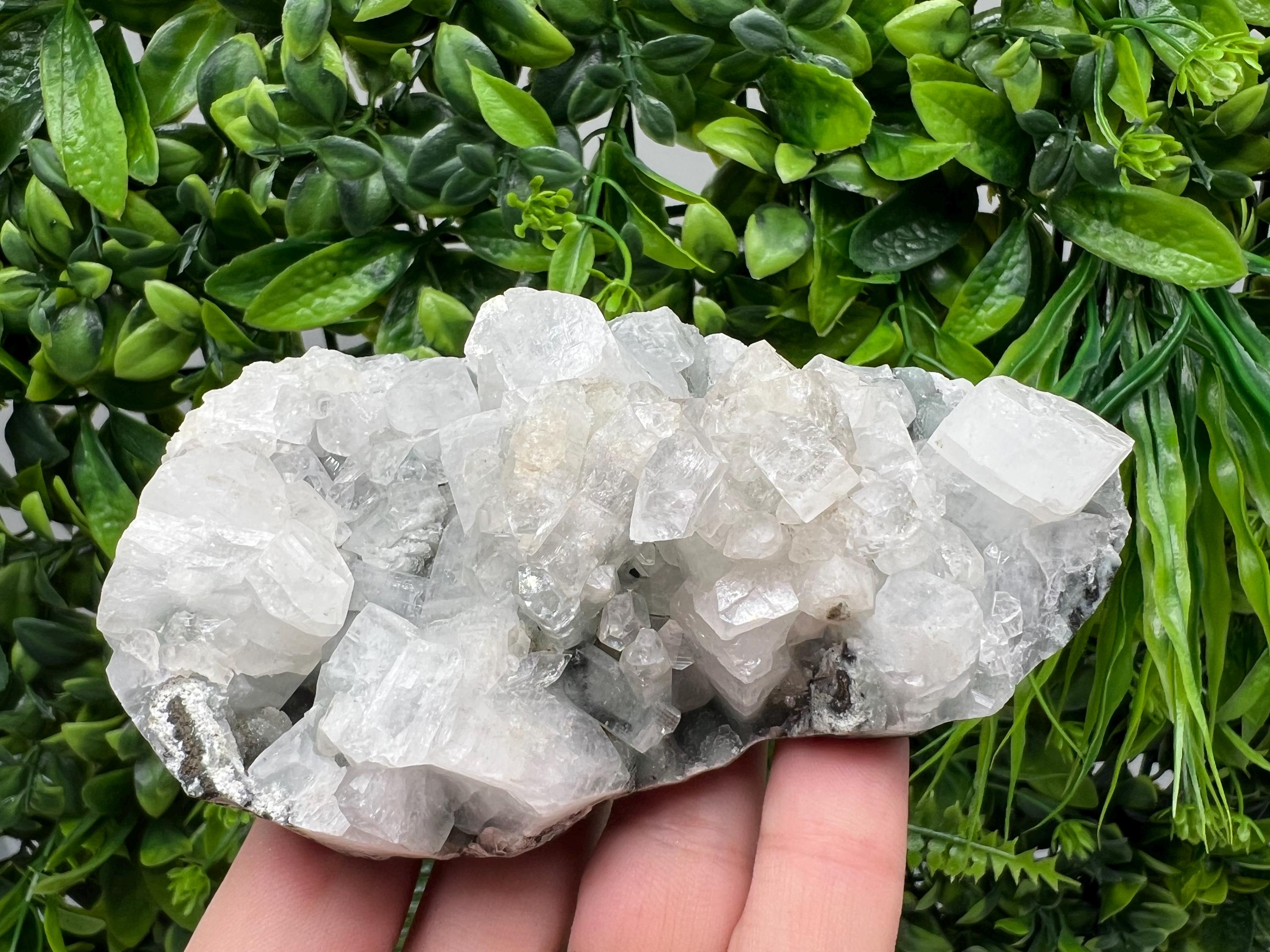 STUNNING Transparent Apophyllite on Chalcedony,natural, collection minerals specimen,India Minerals,Crystal, Stone Mineral Specimens India