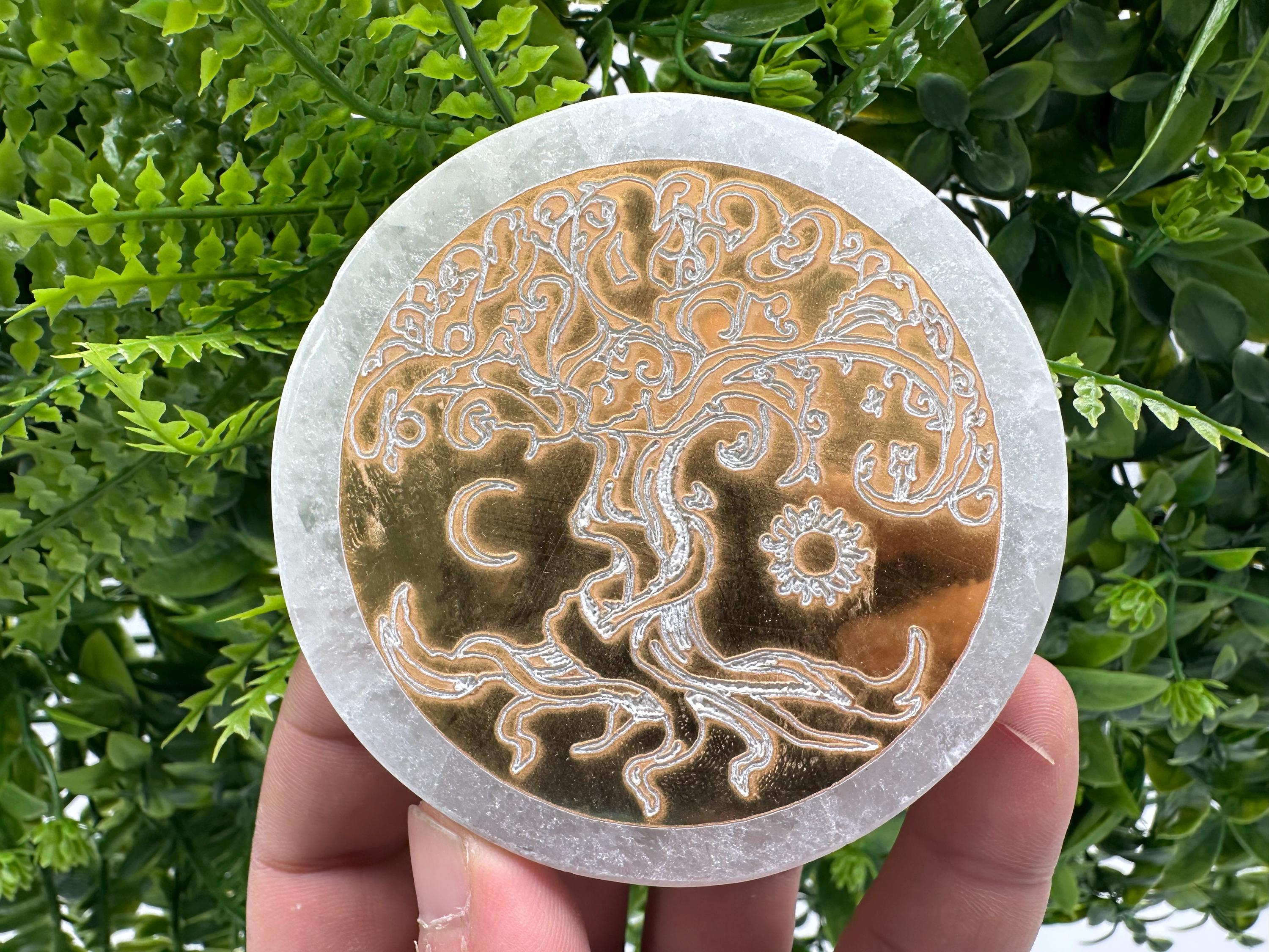 Tree of Life Selenite Plate: Crystal Recharging Station (8/8cm)
