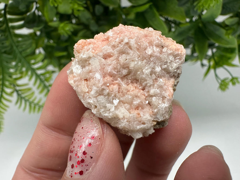 Pink Rhodochrosite Crystal: Starnica Mine, Bulgaria, Home Decor