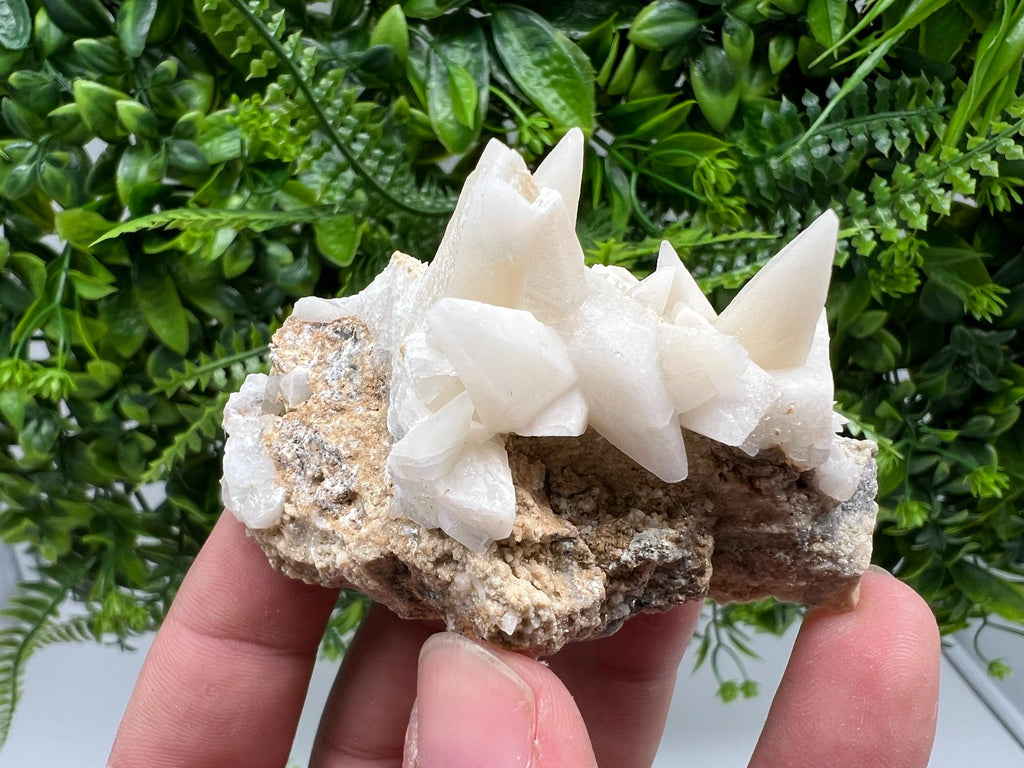 Calcite on Aragonite & Green Quartz: Djurcovo Mine, Bulgaria