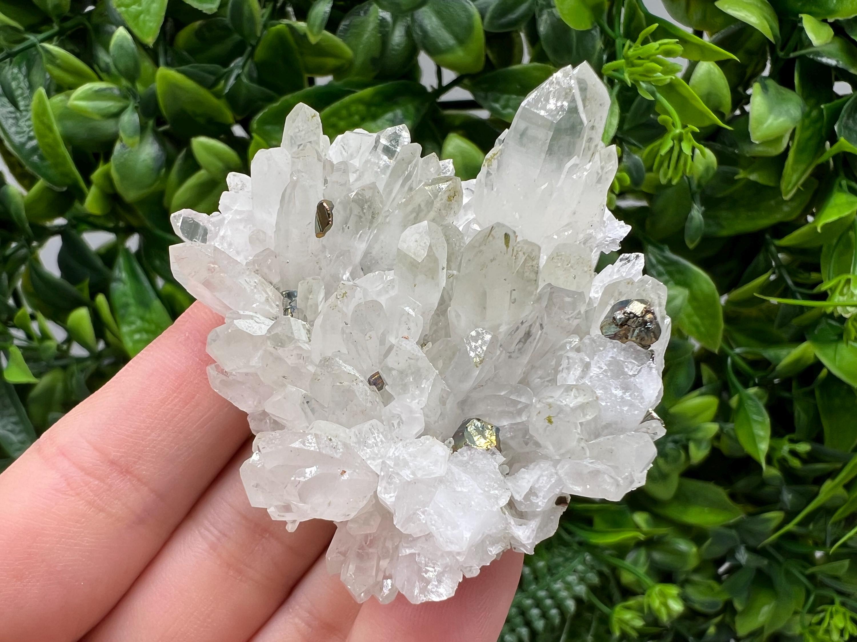 Lovely specimen Green Quartz inclusions Chlorite and Sphalerite/ Natural minerals/ Souvenir crystal gift minerals famous 9th September/Madan