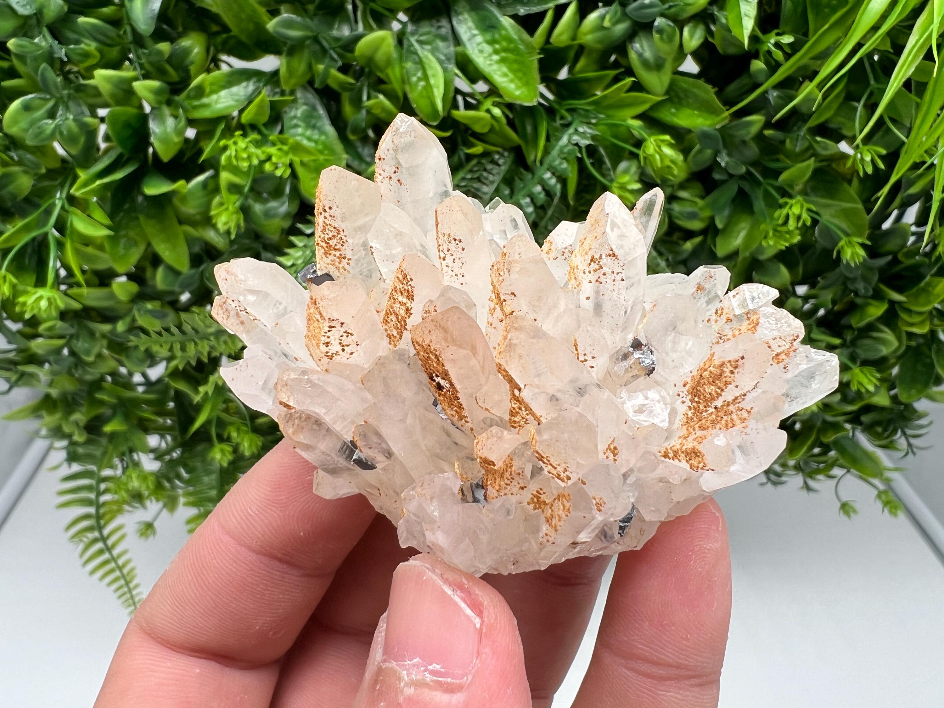 Stunning Quartz covered whit iron oxide limonite natural minerals souvenir crystal home decor stone collection minerals 9 th September mine