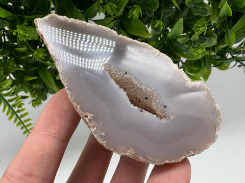 Blue Agate Druzy Geode, Natural Crystal Quartz (8.2/5.5/4.5 cm)