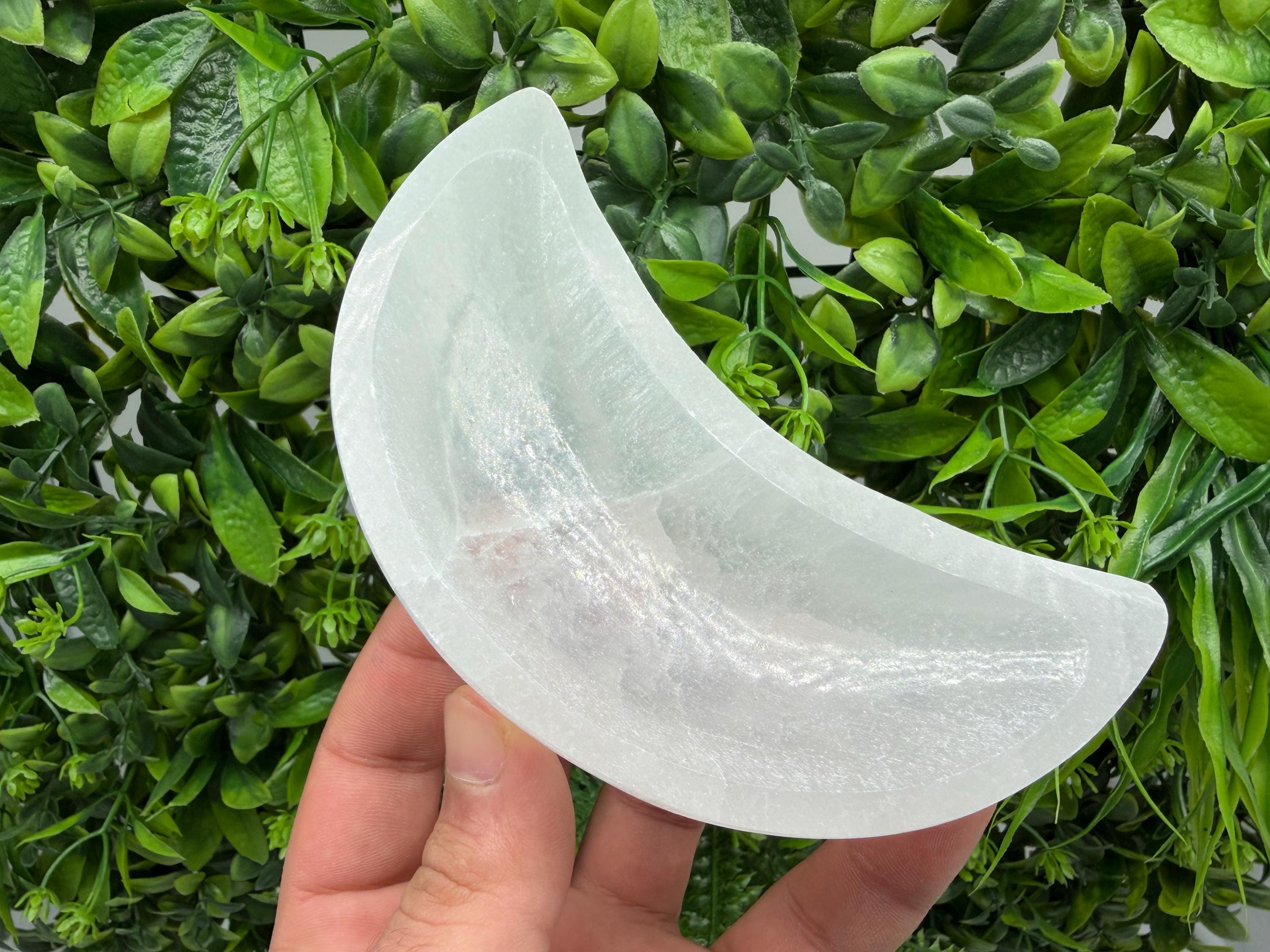 Selenite Crystal Charging Bowl – Natural Hand-Carved Cleansing Dish for Altar Decor
