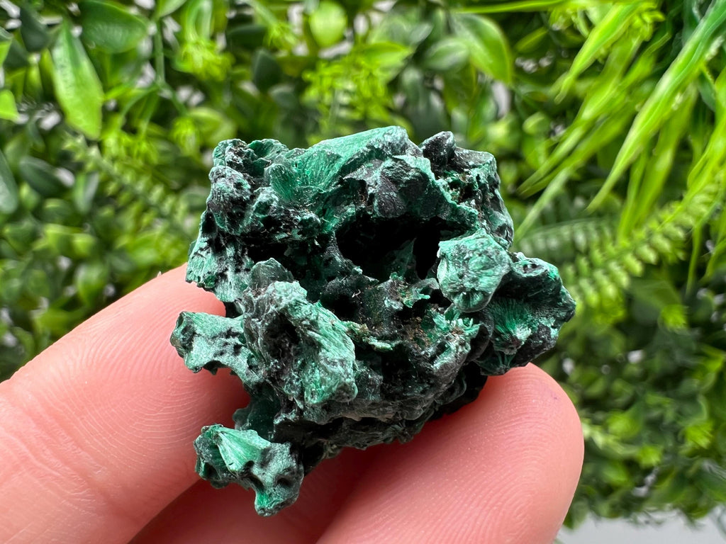 Malachite Crystal from Congo,Minerals,Crystals from Congo,Green Malachite, Malachite,Natural Malachite,Malachite Stone,Chakra, Specimens