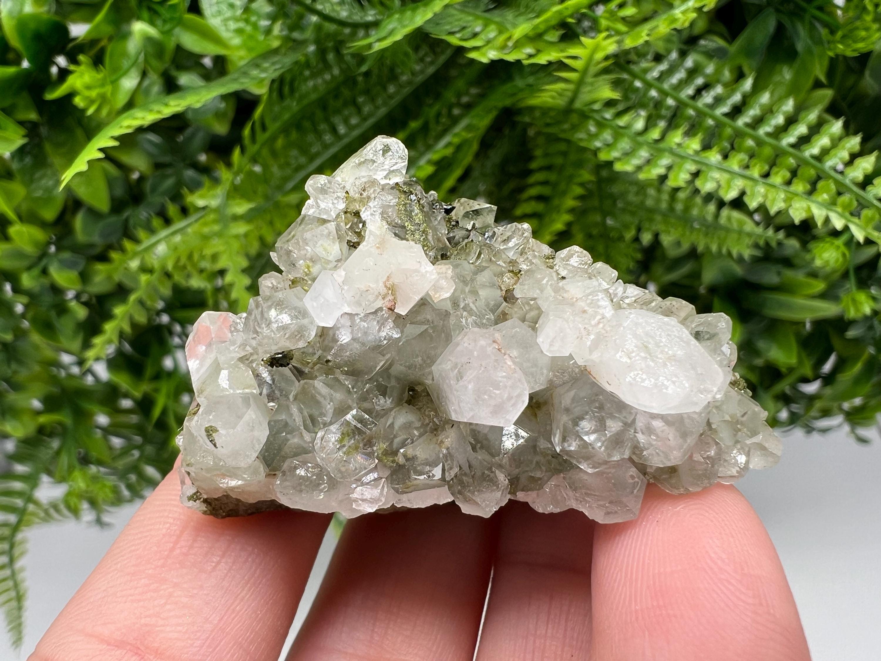 Stunning,Epidote with Quartz from Hakkari Turkey,Rainbow EPIDOTE,Mineral,Collection,Collection’s,GIFT,Epidote Crystal,Epidote from Turkey