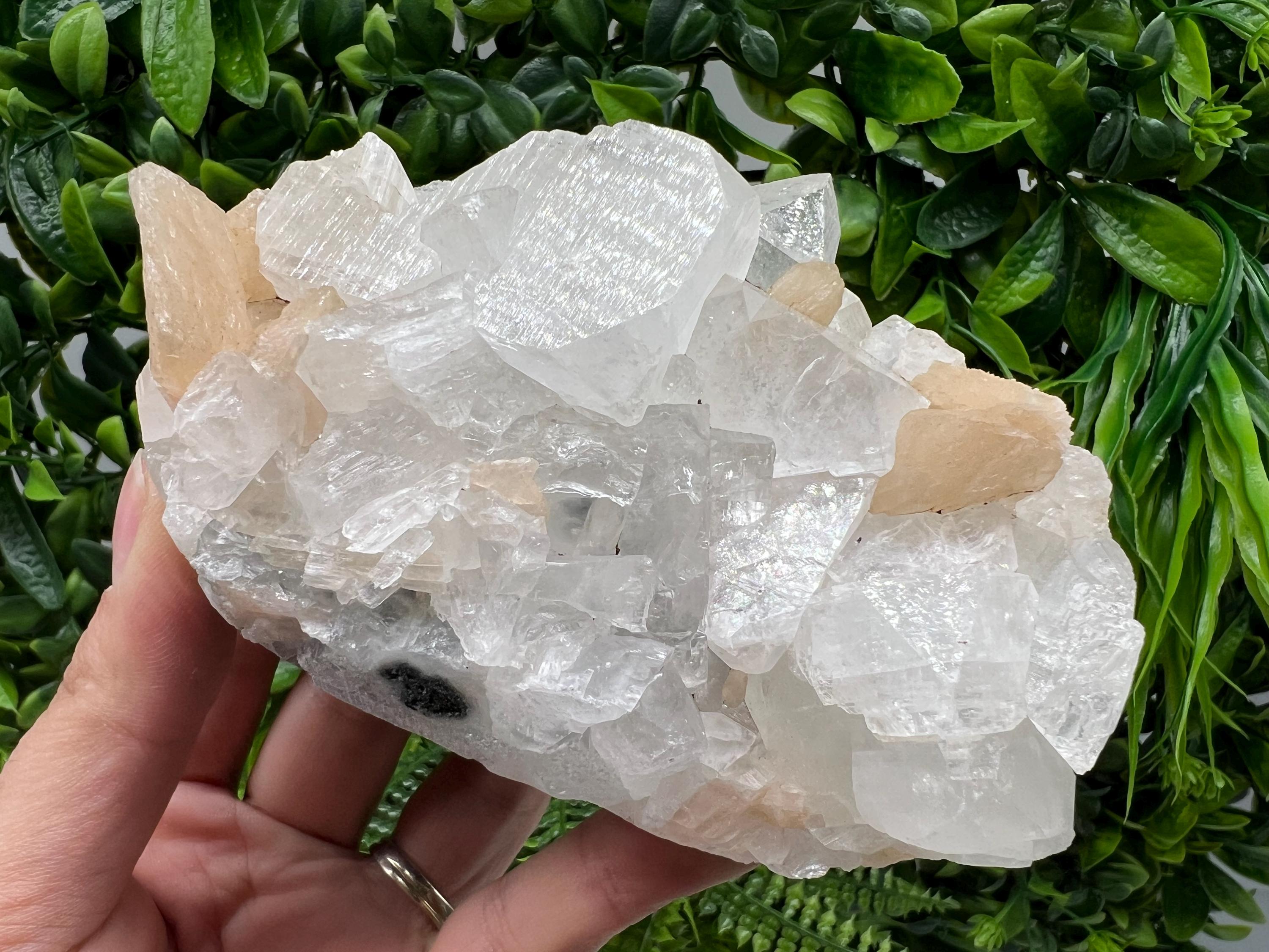 STUNNING Apophyllite,Stilbite,on CHALCEDONY,natural,collection minerals specimen,India ,Mineral,Crystal,Stone Mineral Specimen India Crystal