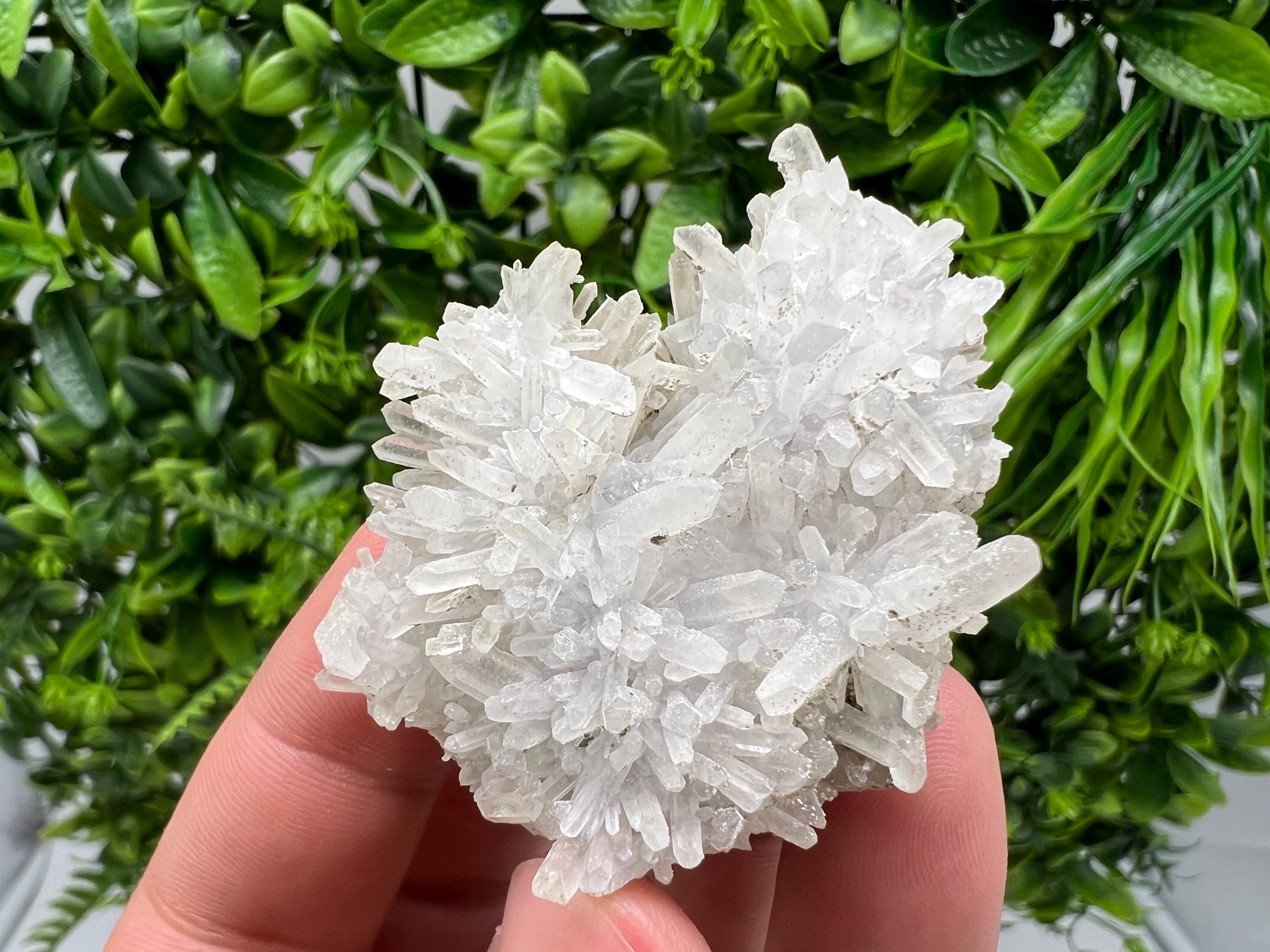 Stunning Quartz whit Chlorite inclusions from Borieva mine,Bulgaria,collection,mineral specimen,crystal,home decor stone,gift ,quartz cluste