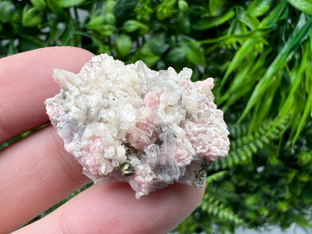 Pink Rhodochrosite Crystal: Starnica Mine, Bulgaria
