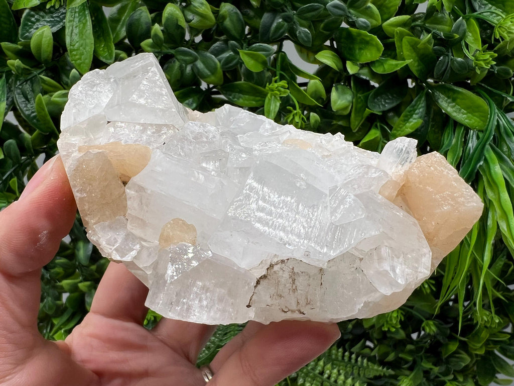 STUNNING Apophyllite,Stilbite,on CHALCEDONY,natural,collection minerals specimen,India ,Mineral,Crystal,Stone Mineral Specimen India Crystal