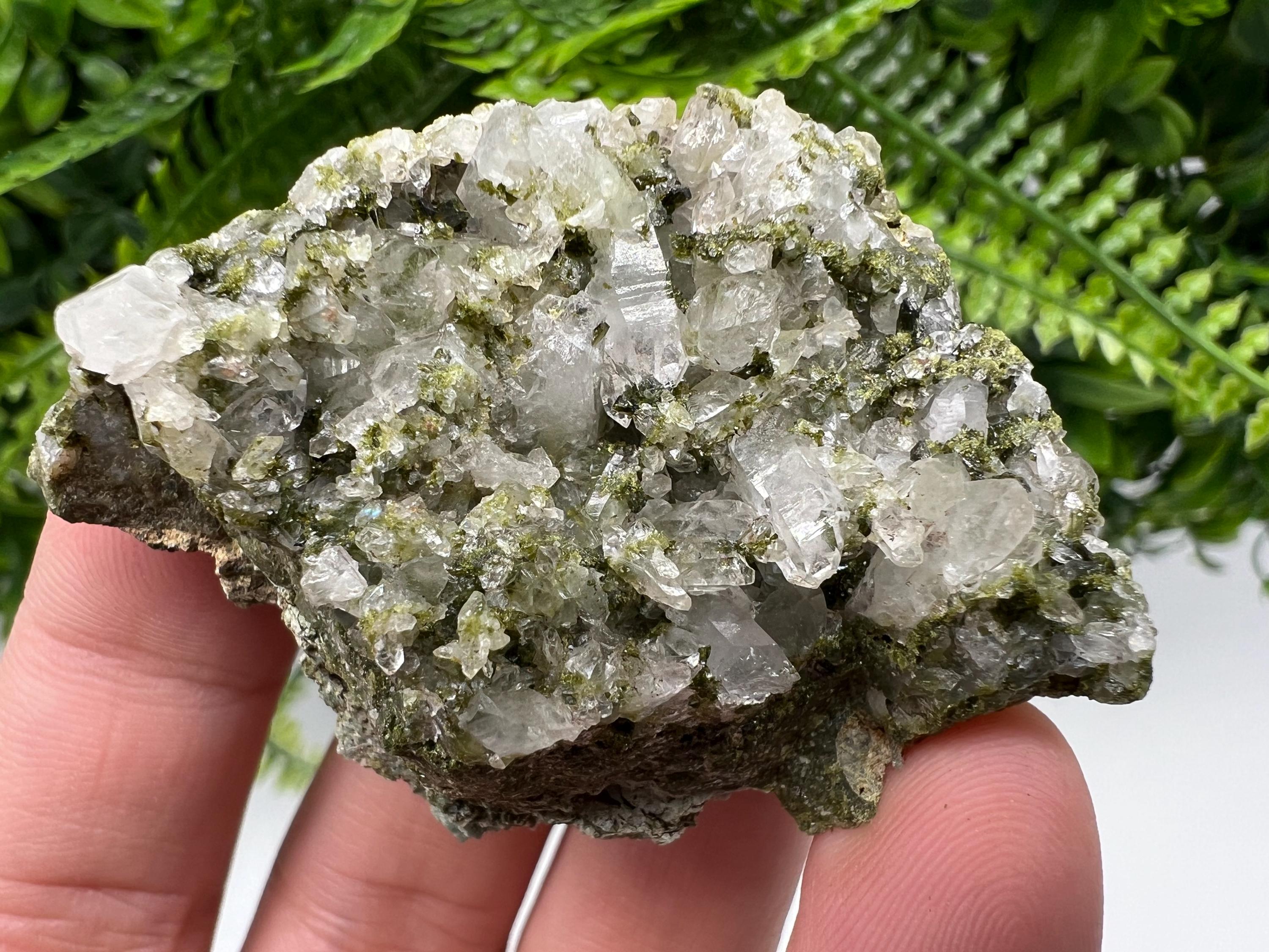 Stunning,Epidote with Quartz from Hakkari Turkey,Rainbow EPIDOTE,Mineral,Collection,Collection’s,GIFT,Epidote Crystal,Epidote from Turkey