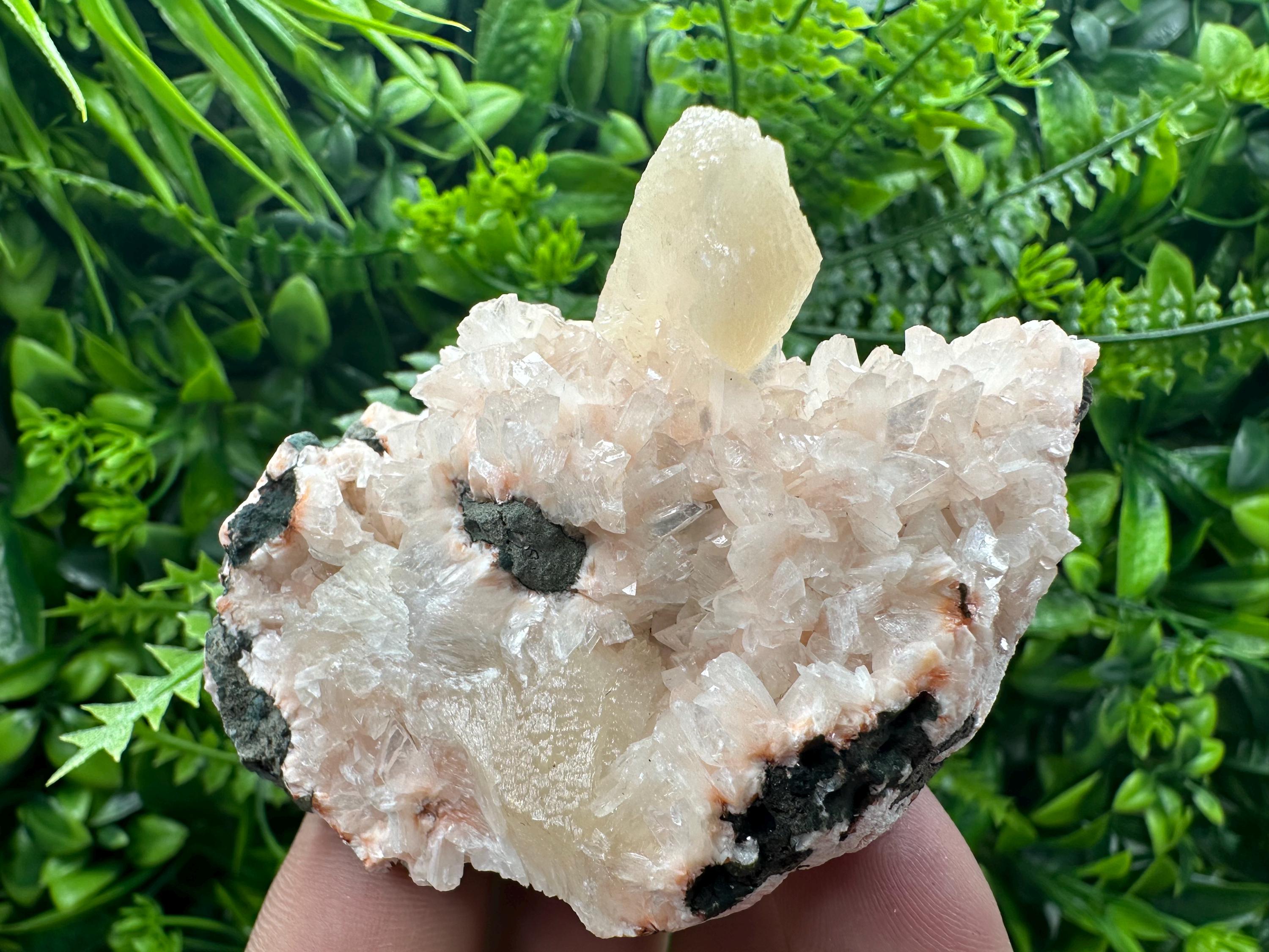 Stilbite on Heulandite Specimen: Natural India Minerals, Rare Crystal