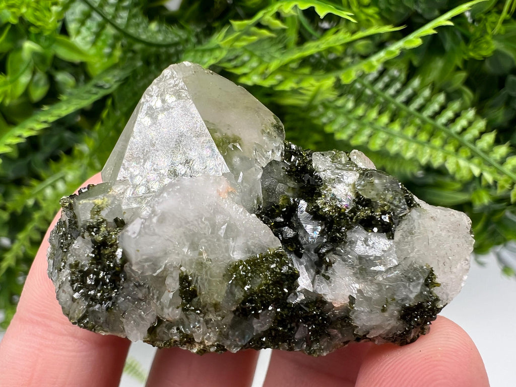 Stunning,Epidote with Quartz from Hakkari Turkey,Rainbow EPIDOTE,Mineral,Collection,Collection’s,GIFT,Epidote Crystal,Epidote from Turkey