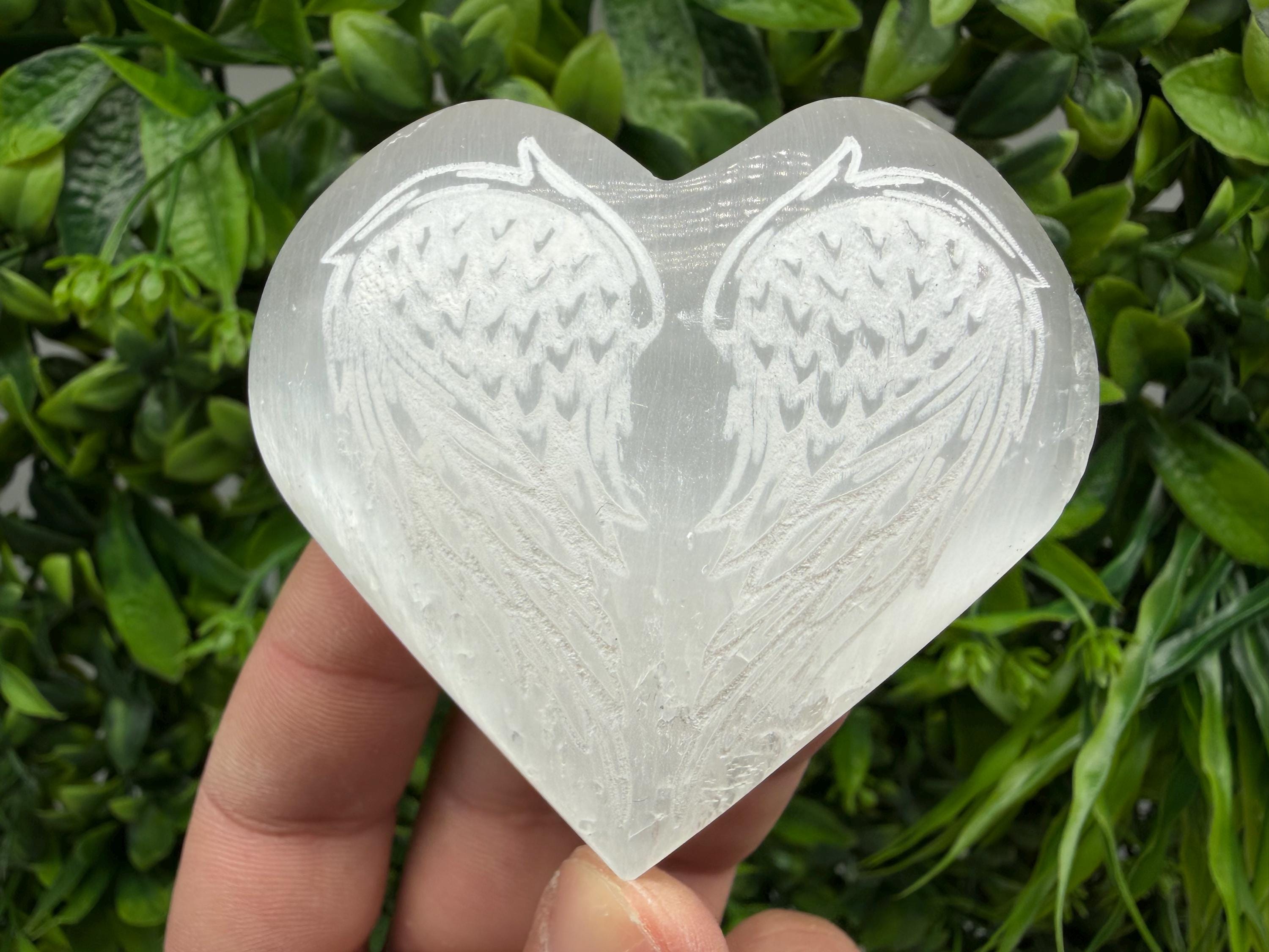 Selenite Heart Charging Plate with Angel Wings – Crystal Cleansing Dish, Spiritual Decor