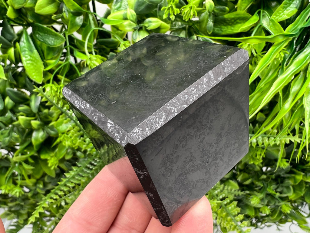 Shungite Crystal Cube (5cm): EMF & 5G Protection, Healing Stone