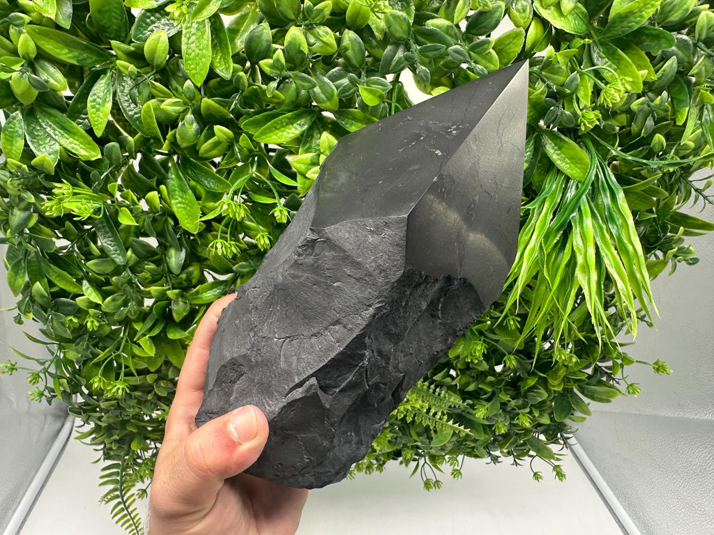 Large Shungite EMF Neutralizer Tower: Crystal Energy Protection Decor (20cm, 1500g)