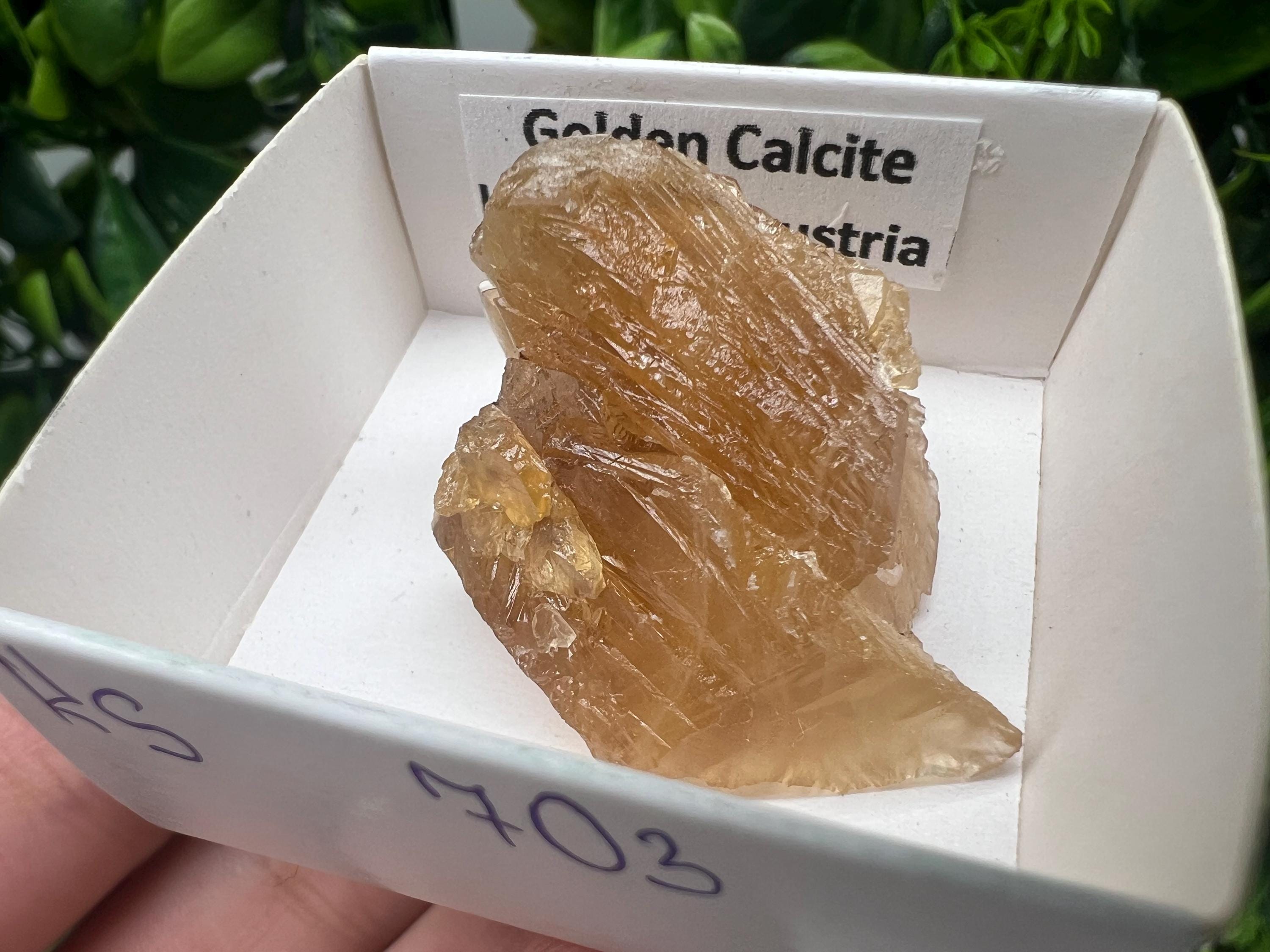 Raw Honey Calcite Crystal: Golden Yellow Stone (3.5/3 cm
