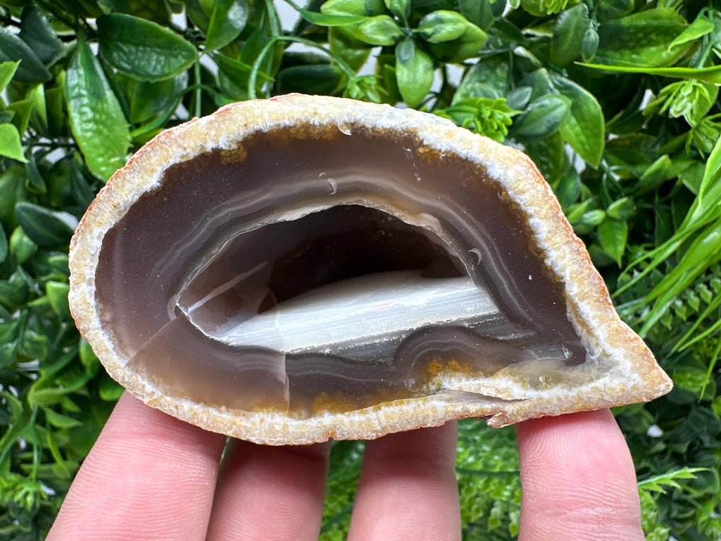 Natural Agate Geode: Druzy Quartz Crystal (9/5.5/5 cm)