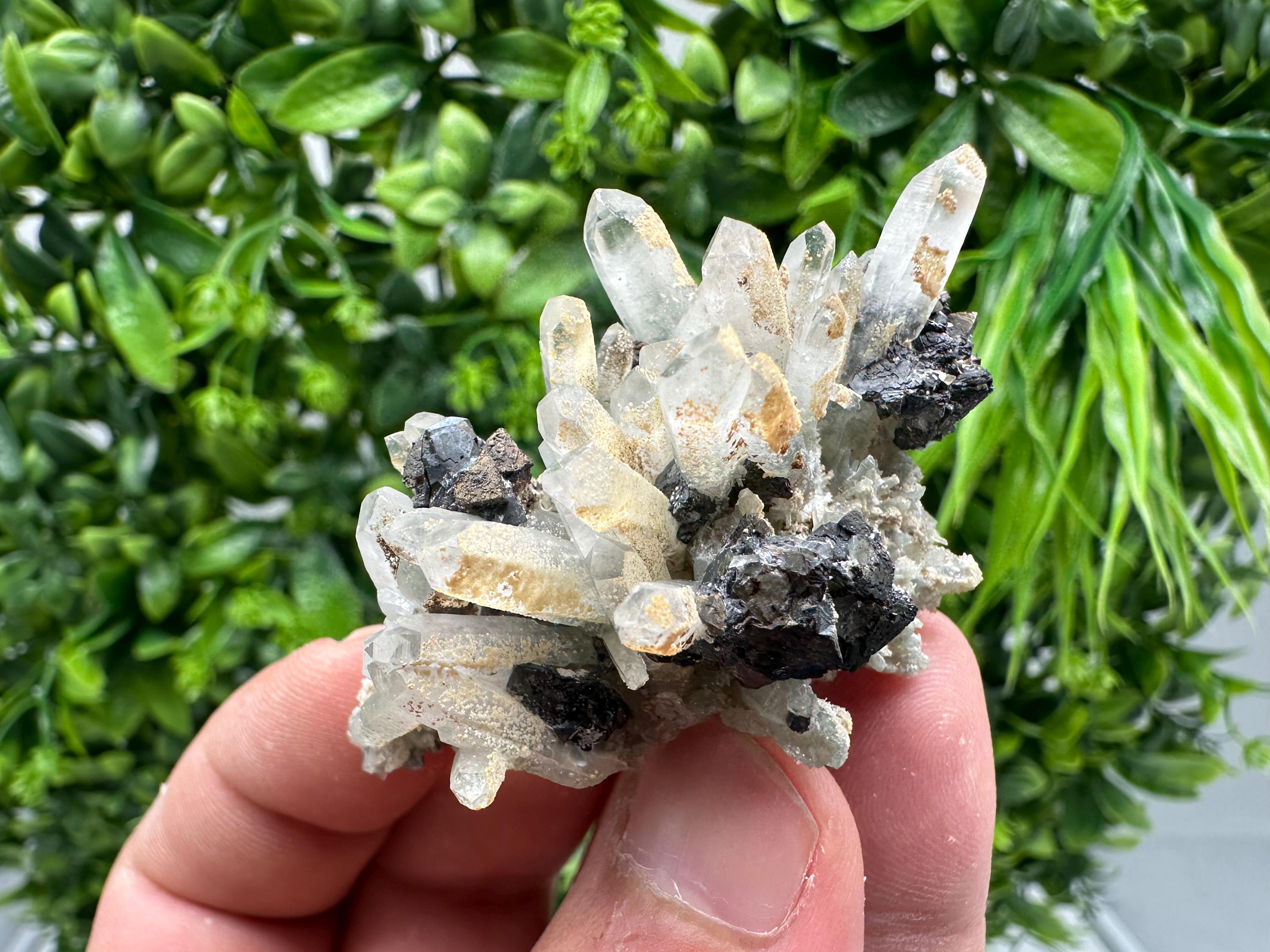 Wonderful Sphalerite Chalcopyrite on Green Quartz whit Hematite feom 9 th September mine,Bulgaria,natural,collection mineral specimen,gift