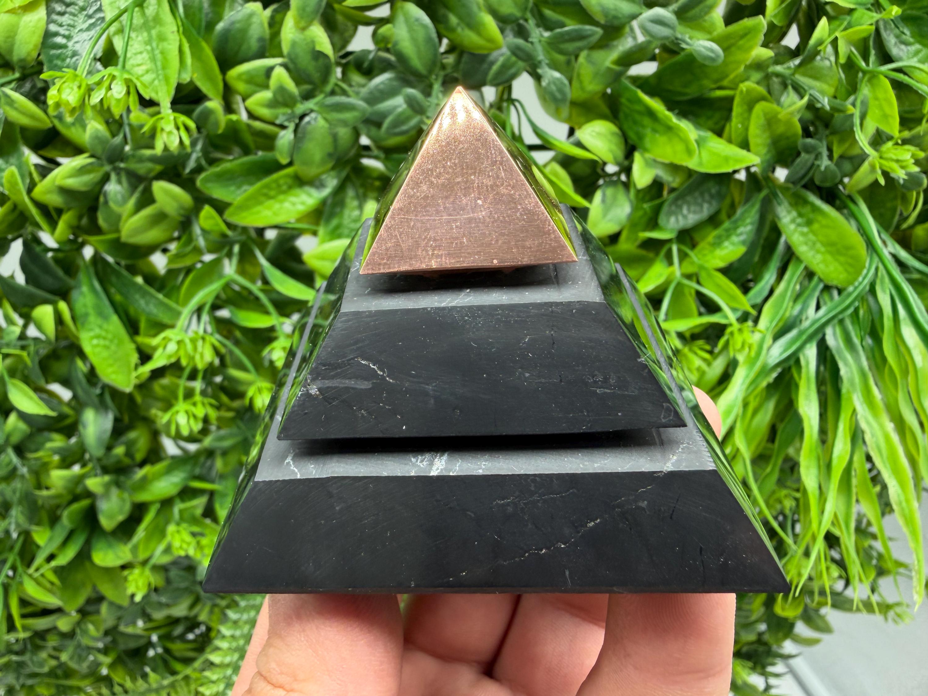 Polished Shungite Pyramid, Sacred Geometry, EMF Protection whit copper peak 7 cm