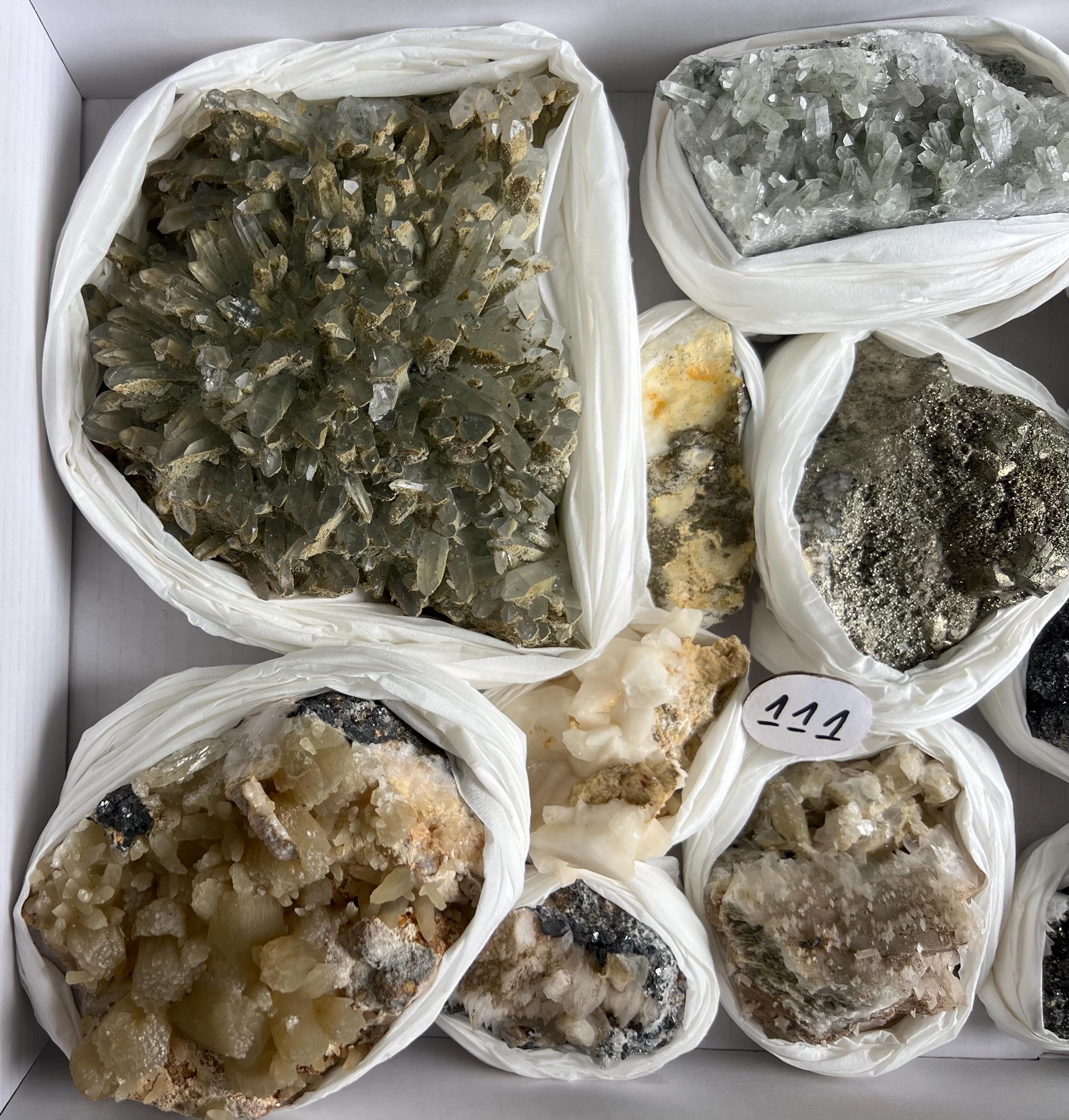 Wonderful Set,wholesale mineral,crystal,wholesale box,wholesale specimen,gift,souvenir,wholesale minerals box,wholesale specimen,healing