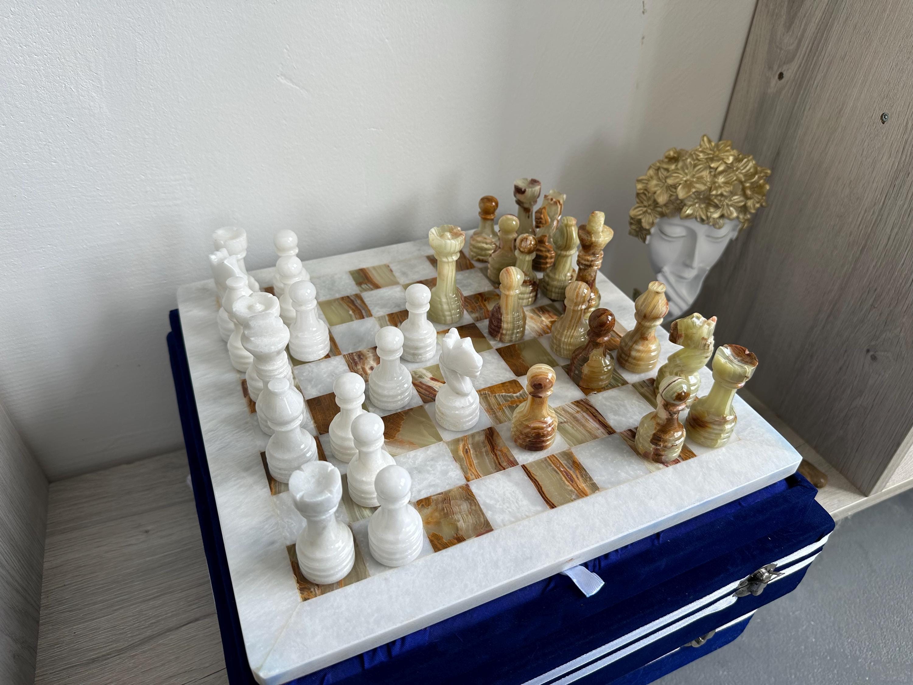 Handmade Green & White Onyx Chess Set with Storage: Marble Board