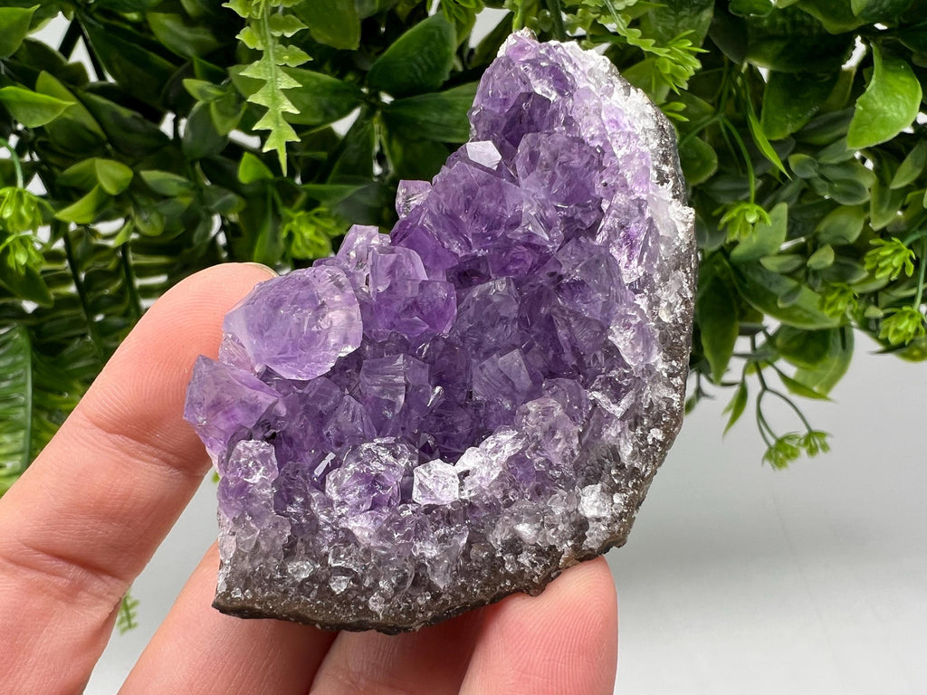 Stunning,Purple Amethyst from Uruguay,Natural Amethyst,Purple crystal,Pyrple Quartz,Crystal from Uruguay,Home decor,Energy crystal,Phantoms