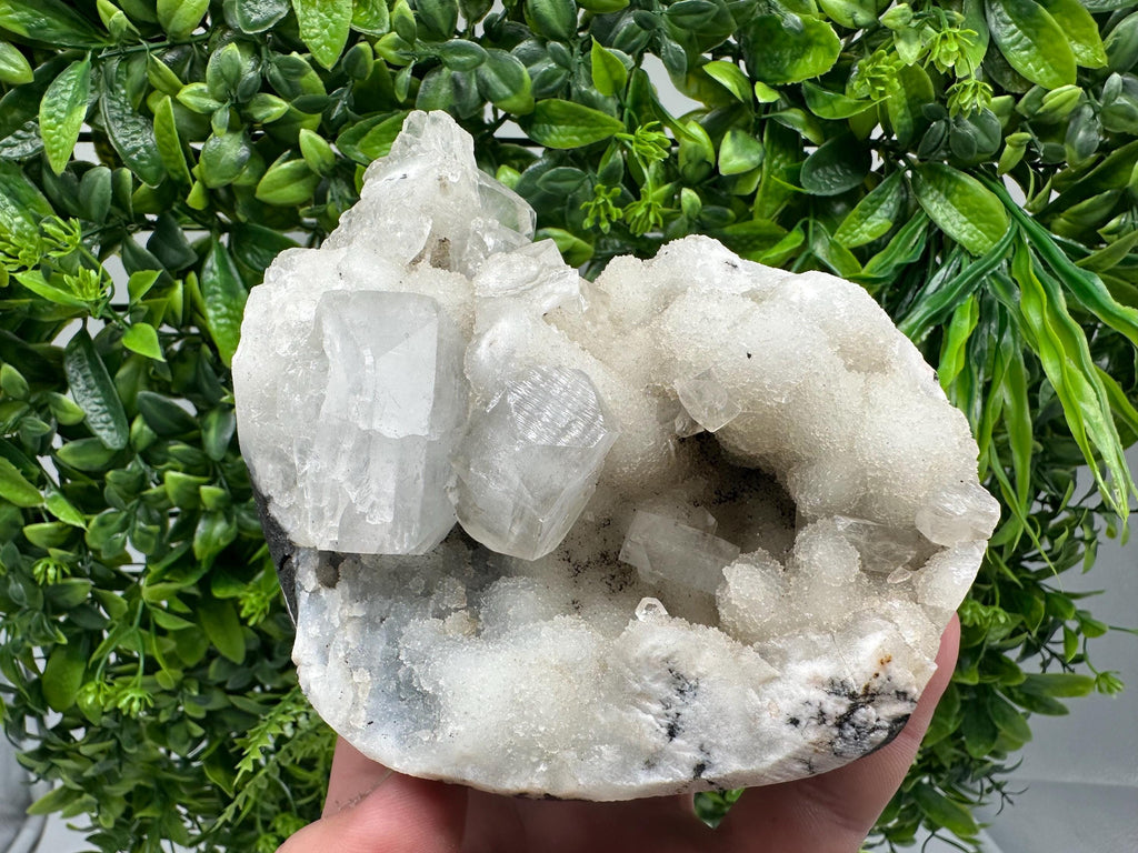 STUNNING Transparent Apophyllite on Chalcedony,natural, collection minerals specimen,India Minerals,Crystal, Stone Mineral Specimens India