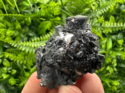 Borieva Sphalerite Cluster, Natural Mineral Specimen (5/4/4cm)