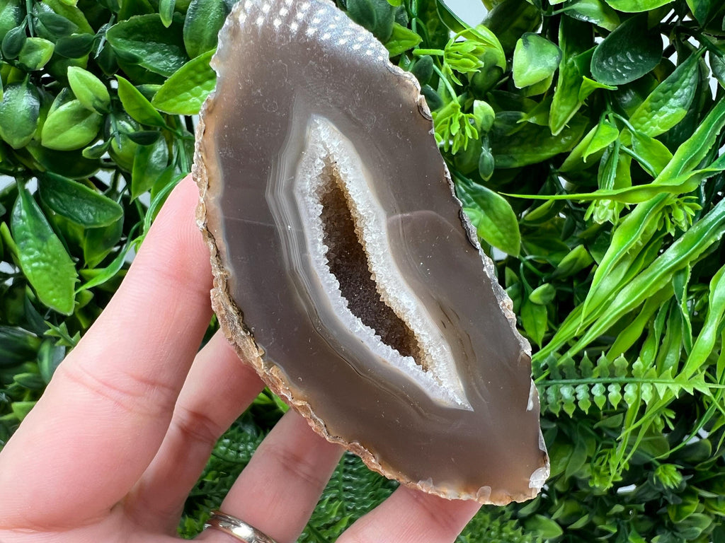 Natural Agate Druzy Geode, Quartz Crystal (9.5/6/4 cm)
