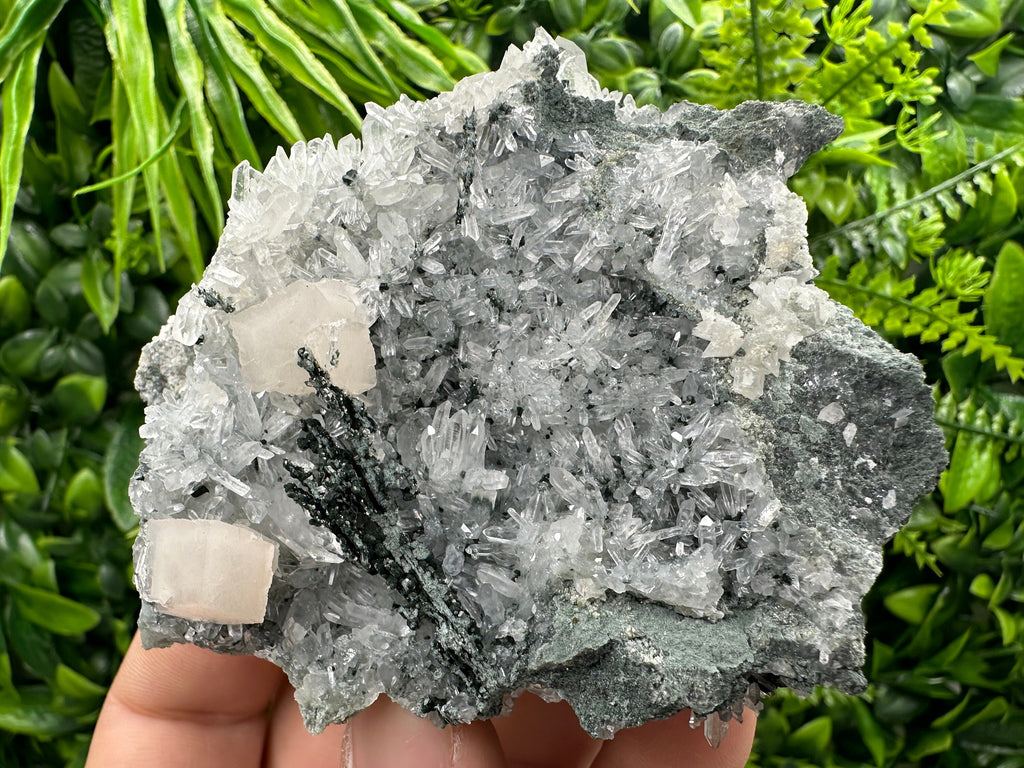 Calcite on Quartz: Borieva Mine Bulgaria Crystal Decor (9/8/4cm)