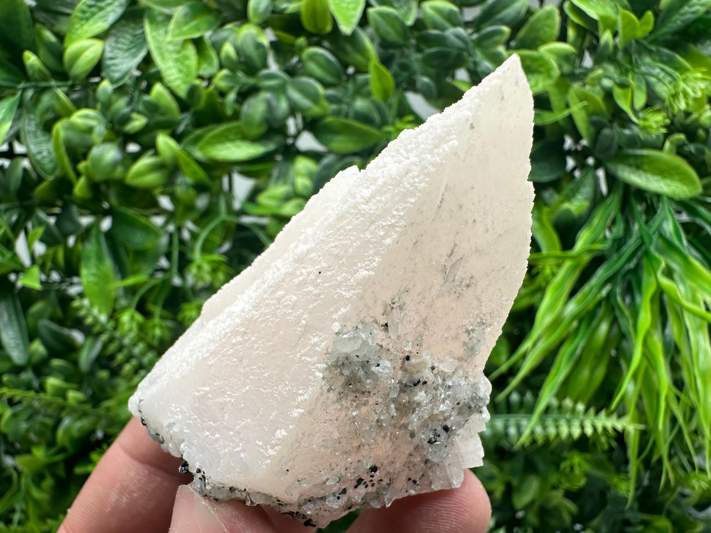 Rare Mangano Calcite Crystal: Borieva Mine, Madan Bulgaria
