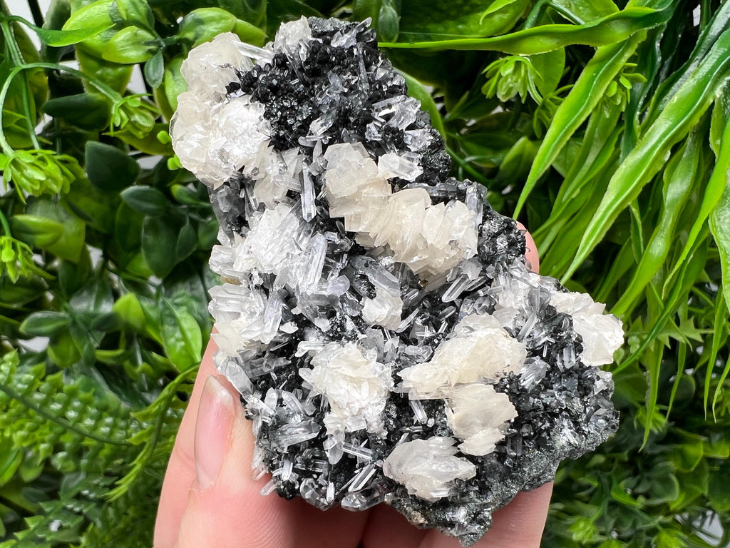 Calcite on Quartz Specimen: Borieva Mine, Madan, Bulgaria