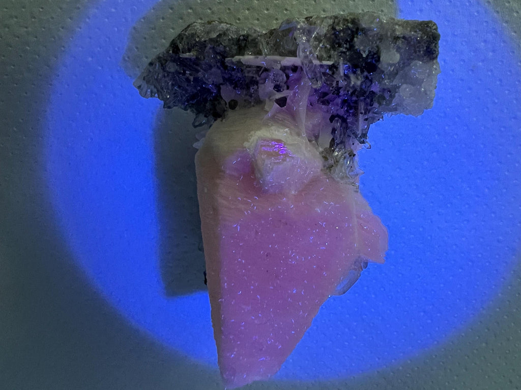 Incredible UV Mangano Calcite on Quartz from Borieva mine,Madan,Bulgaria,natural,collectible mineral specimen,home decor stone,crystal,gift