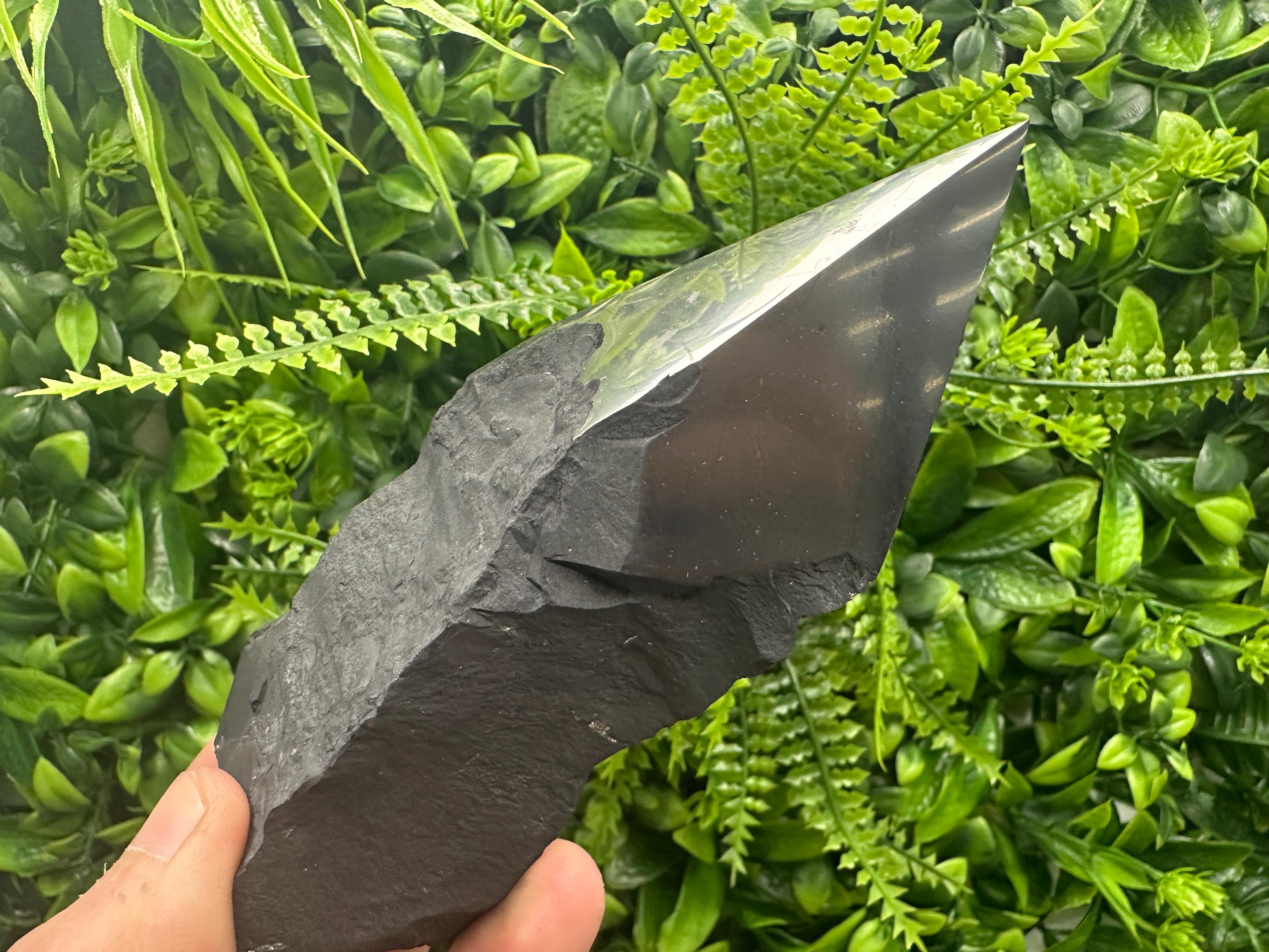 12cm Polished Shungite Crystal: EMF Protection Stone